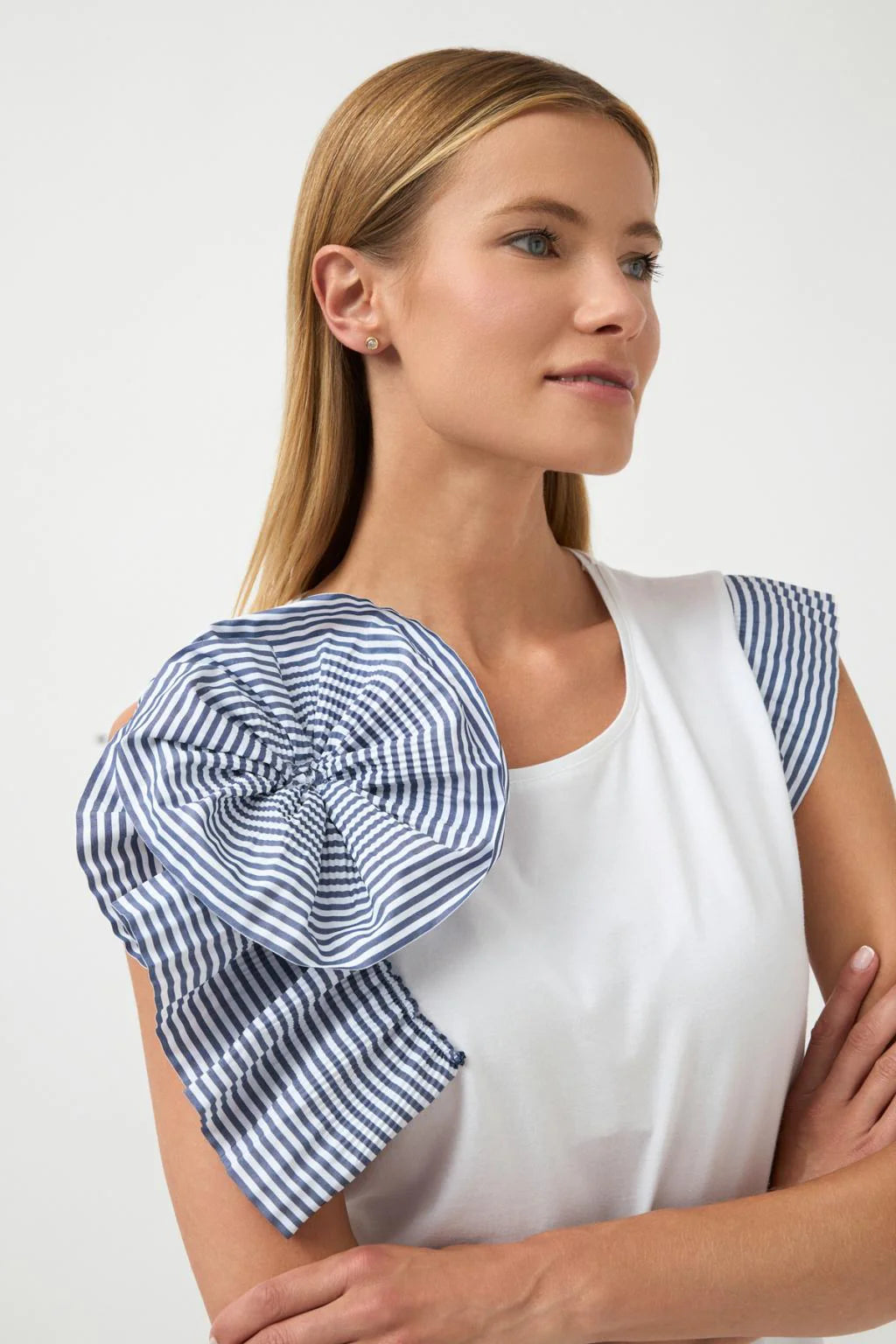 Bariloche Blue Frill Shoulder T-Shirt Cuero