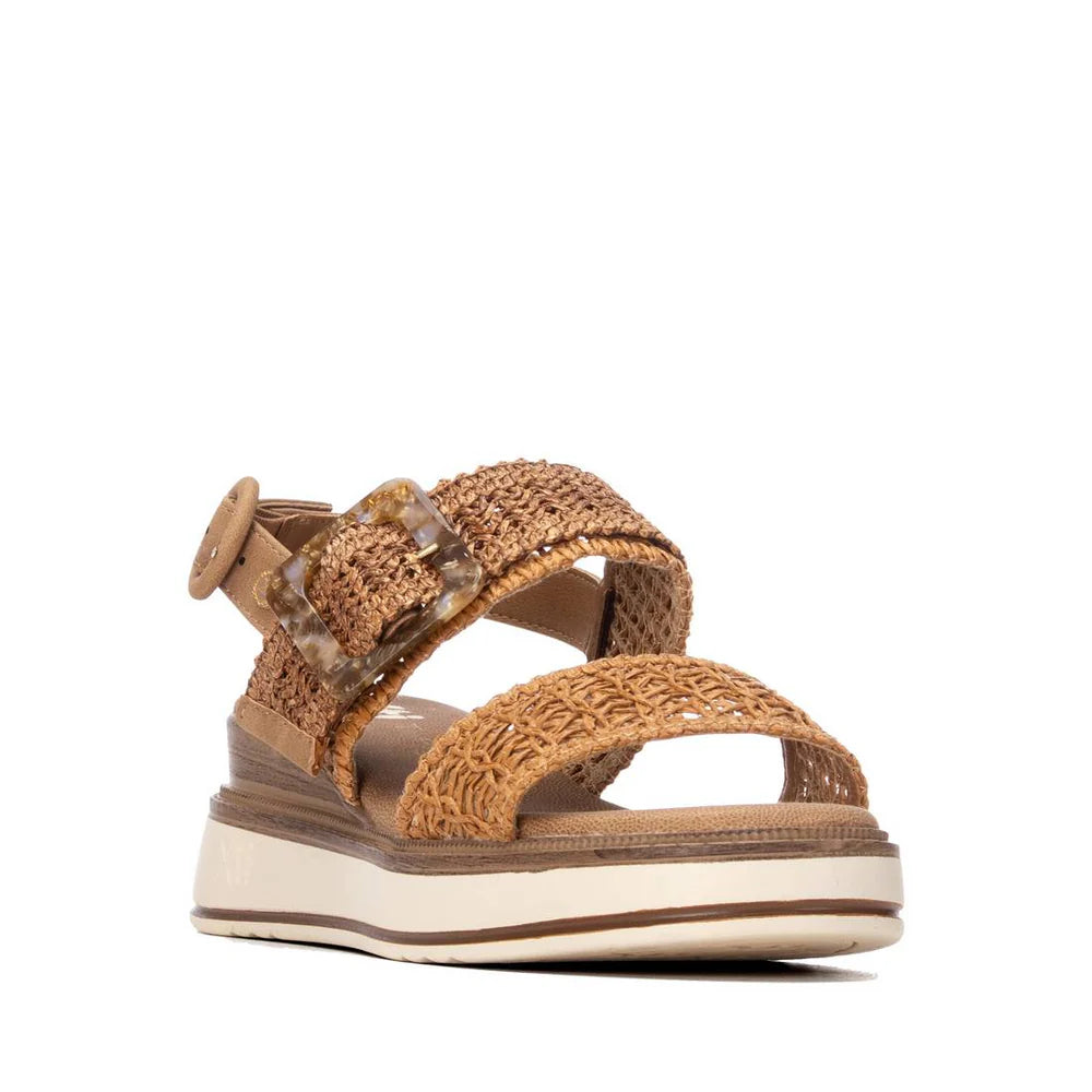 Xti Camel Flatform Sandal 145241
