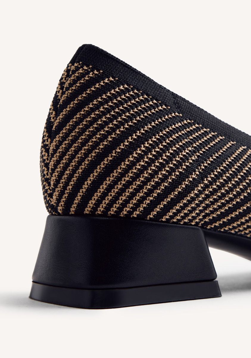 Gioseppo Elastic Court Shoes Ahmeek