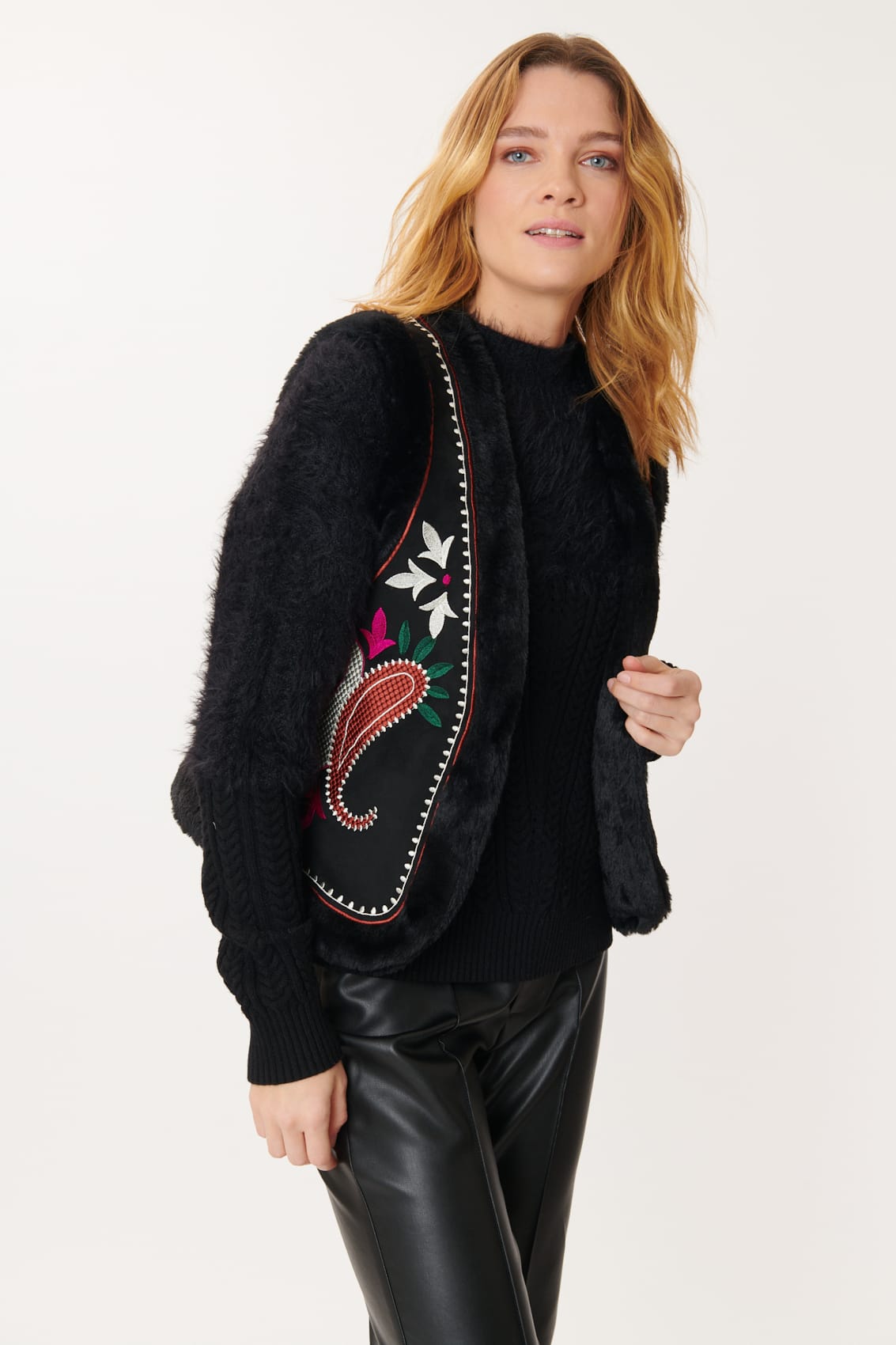 Derhy Embroidered Bolero