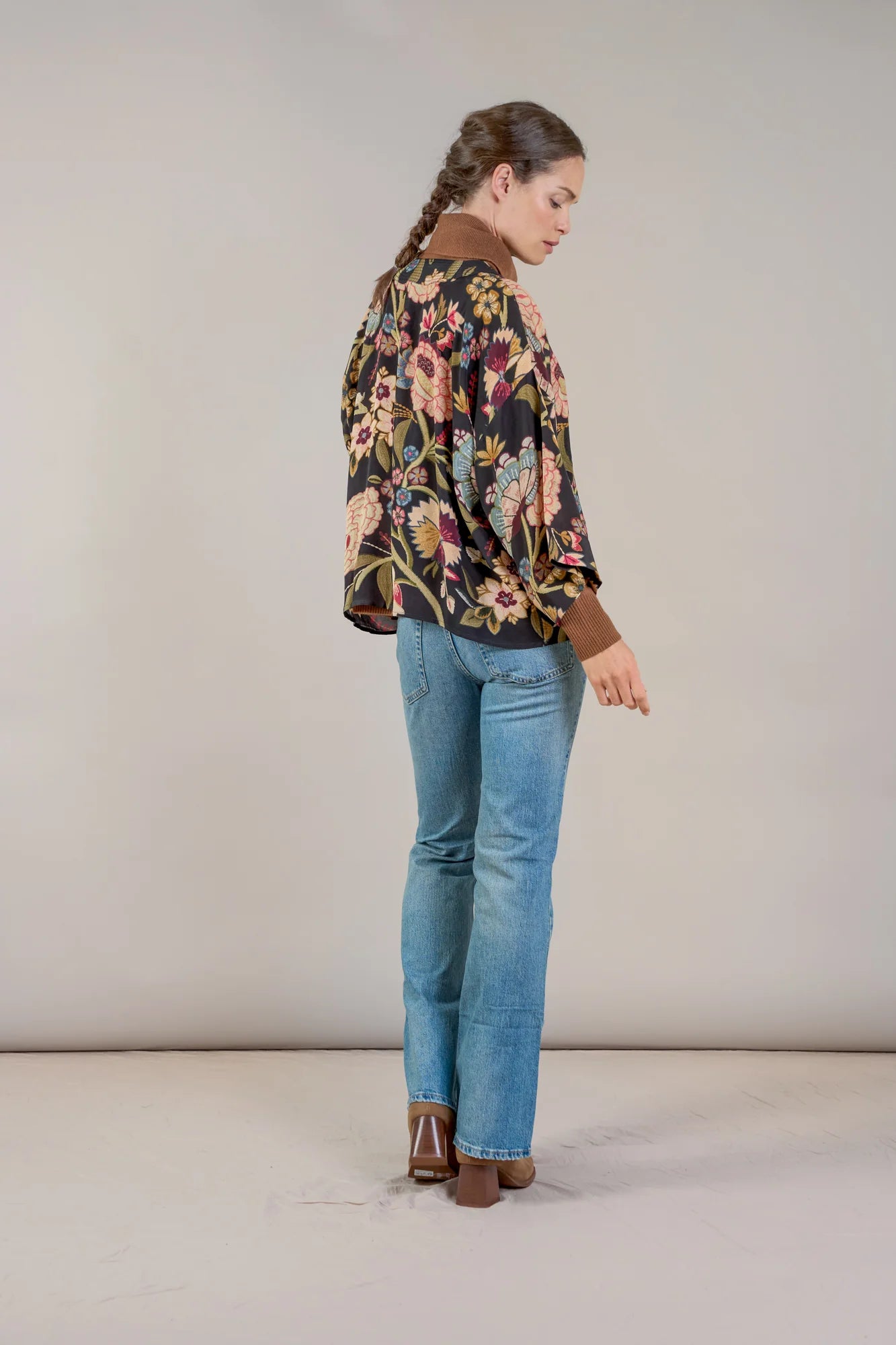 One Hundred Stars Crepe Kimono Dahlia in Black CKMDAHBLK
