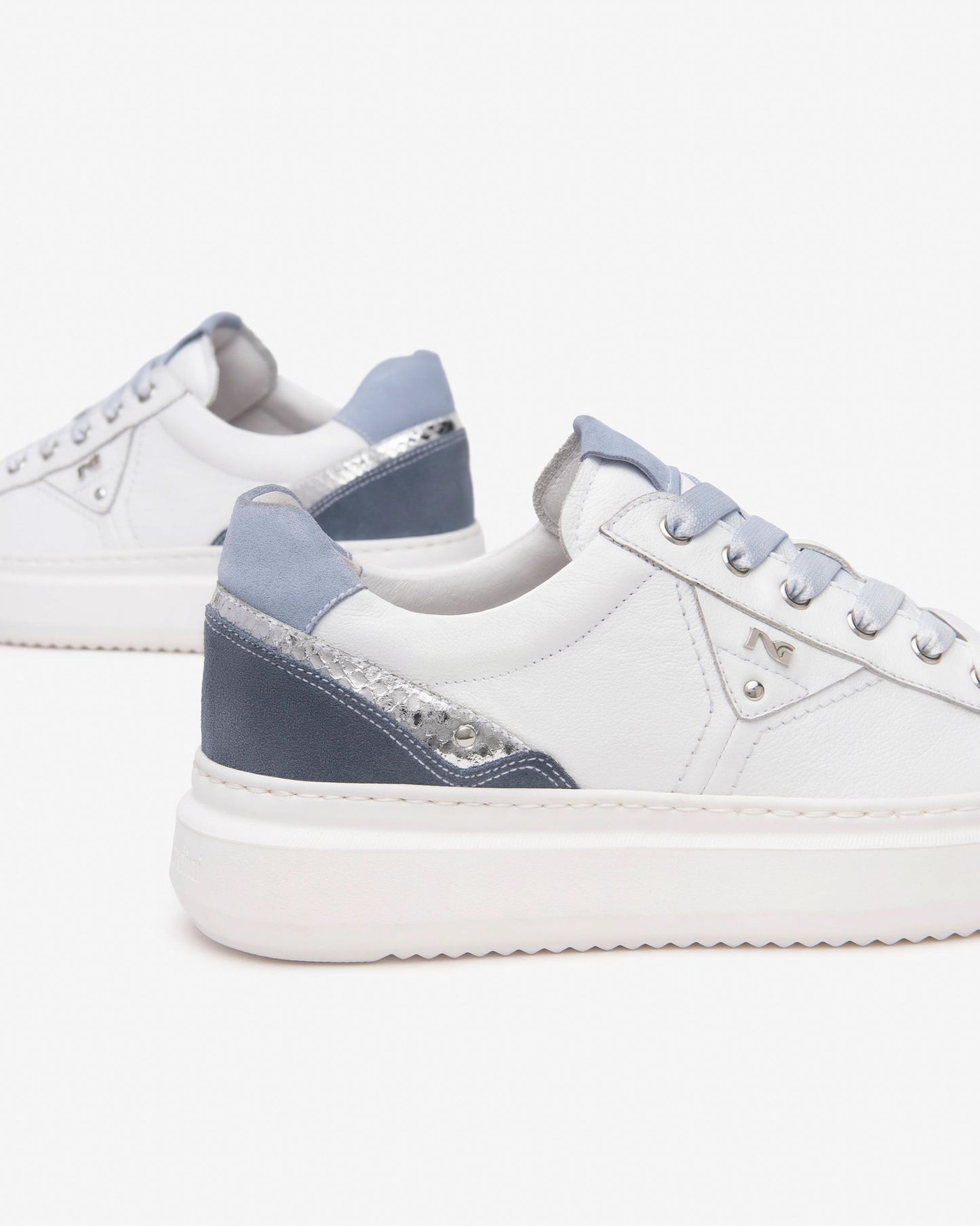 Nero Giardini White Trainer with Blue Laces E513040
