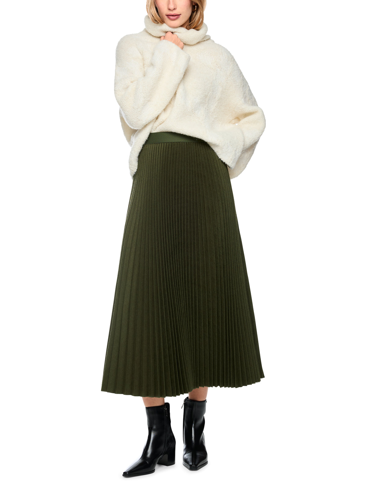Marc Cain Pleated Skirt BC7121W73