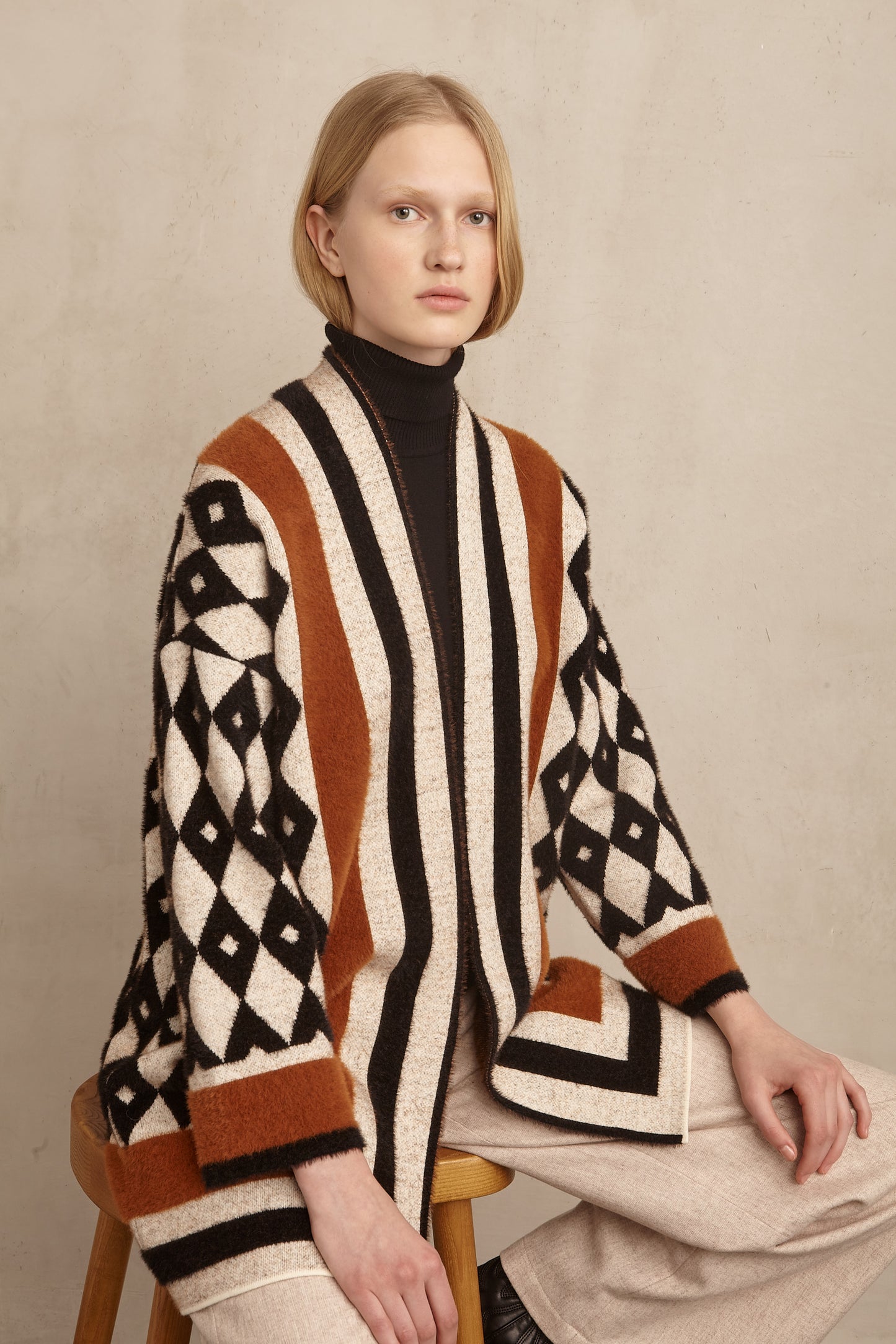 Marina V Bold Print Coatigan