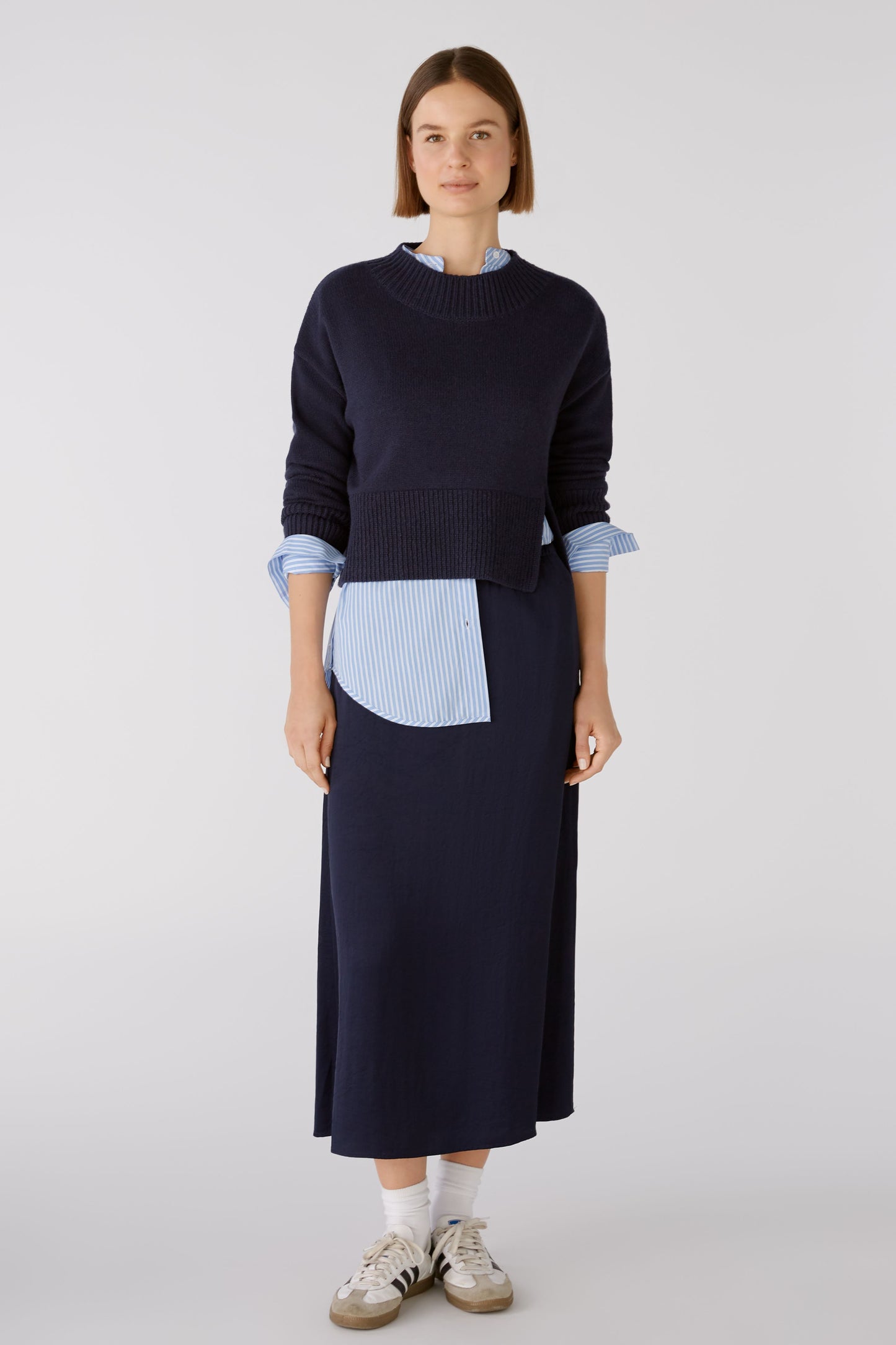 Oui Navy Cropped Sweater