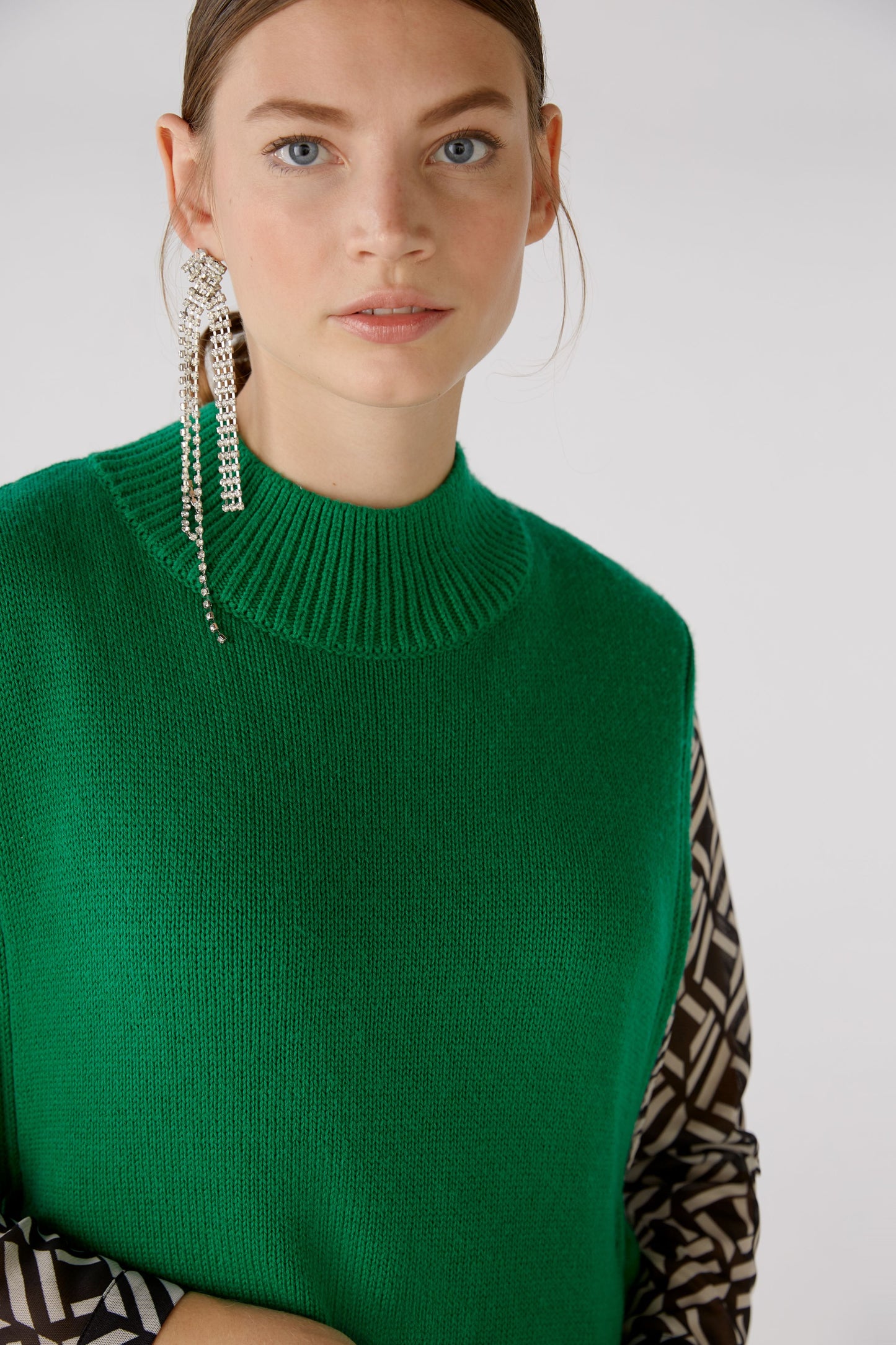Oui Green Tie Side Tabard