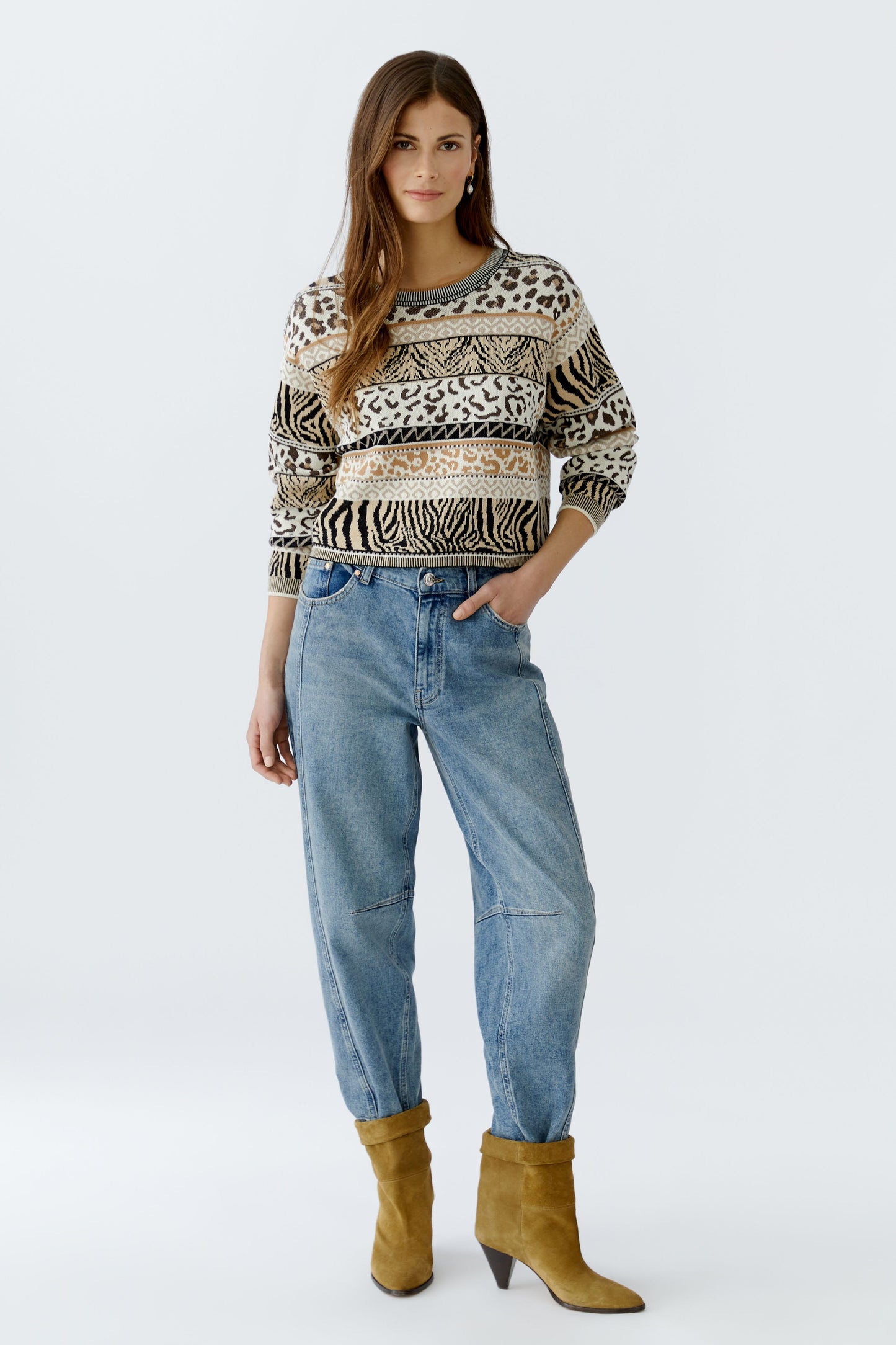 Oui Cream/Black Cropped Sweater 93910