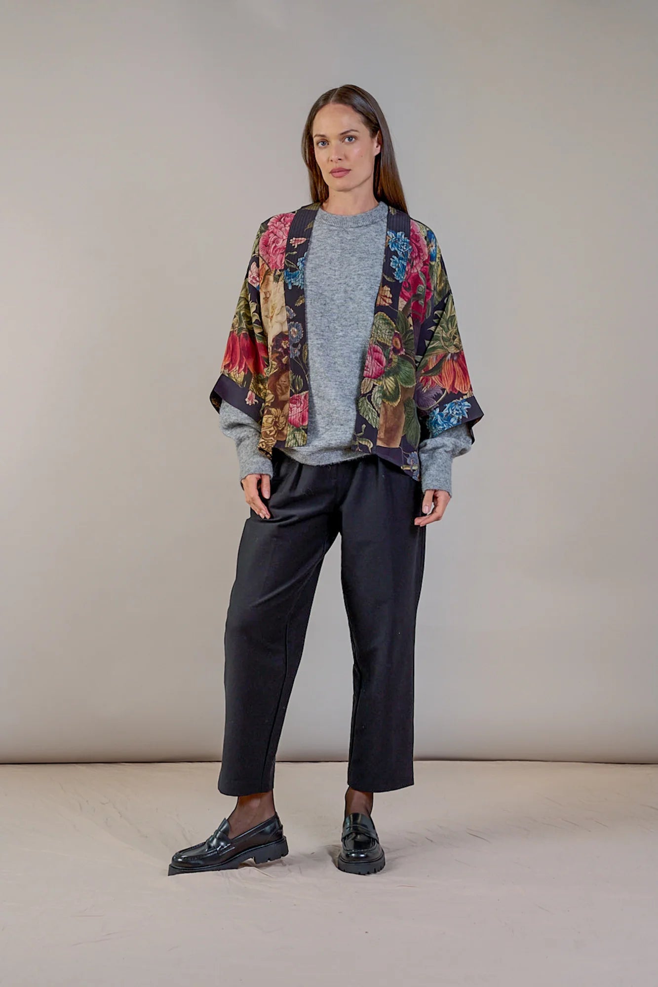 One Hundred Stars Crepe Kimono Primula in Black CKMPRIBLK