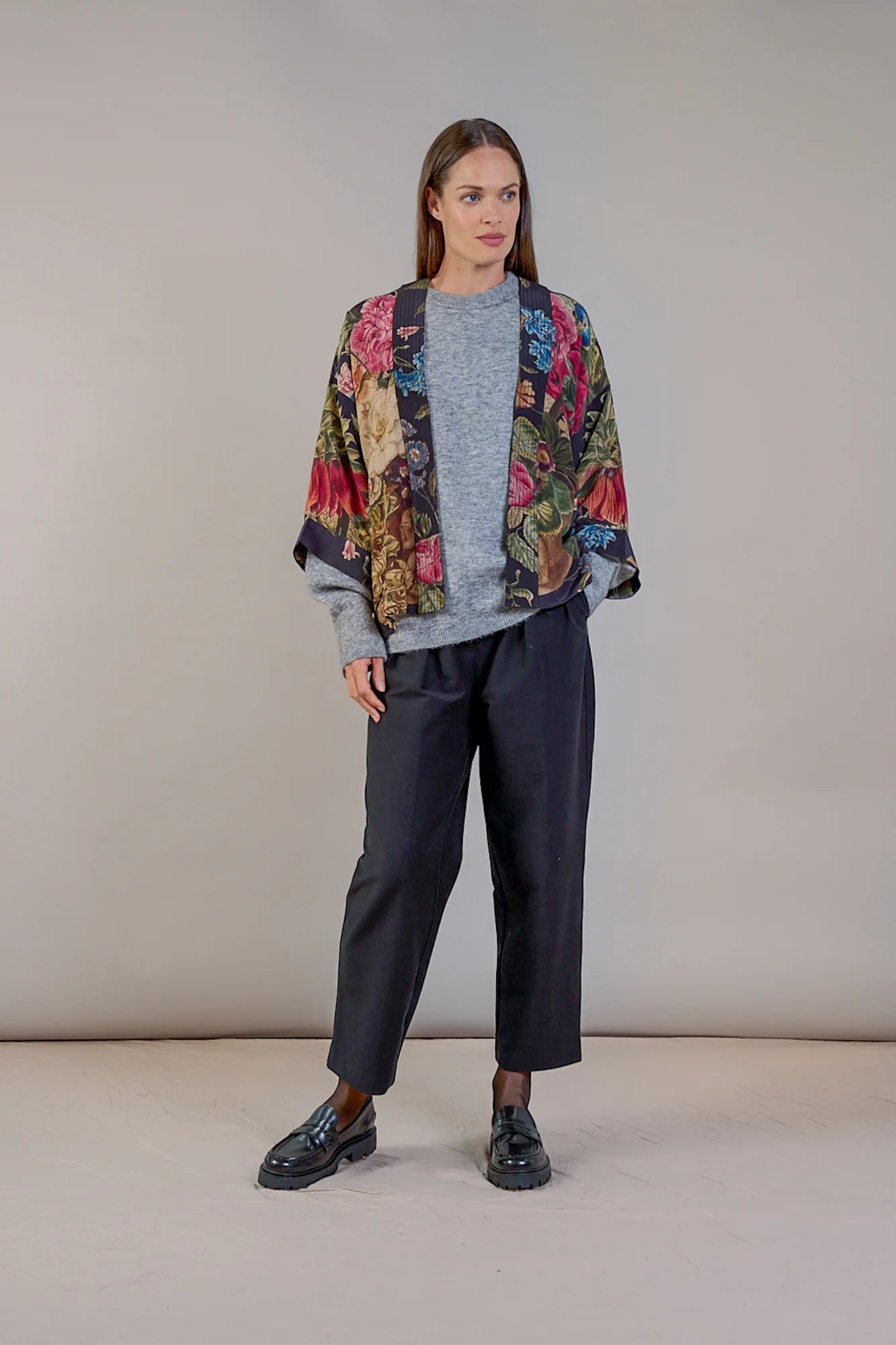 One Hundred Stars Crepe Kimono Primula in Black CKMPRIBLK