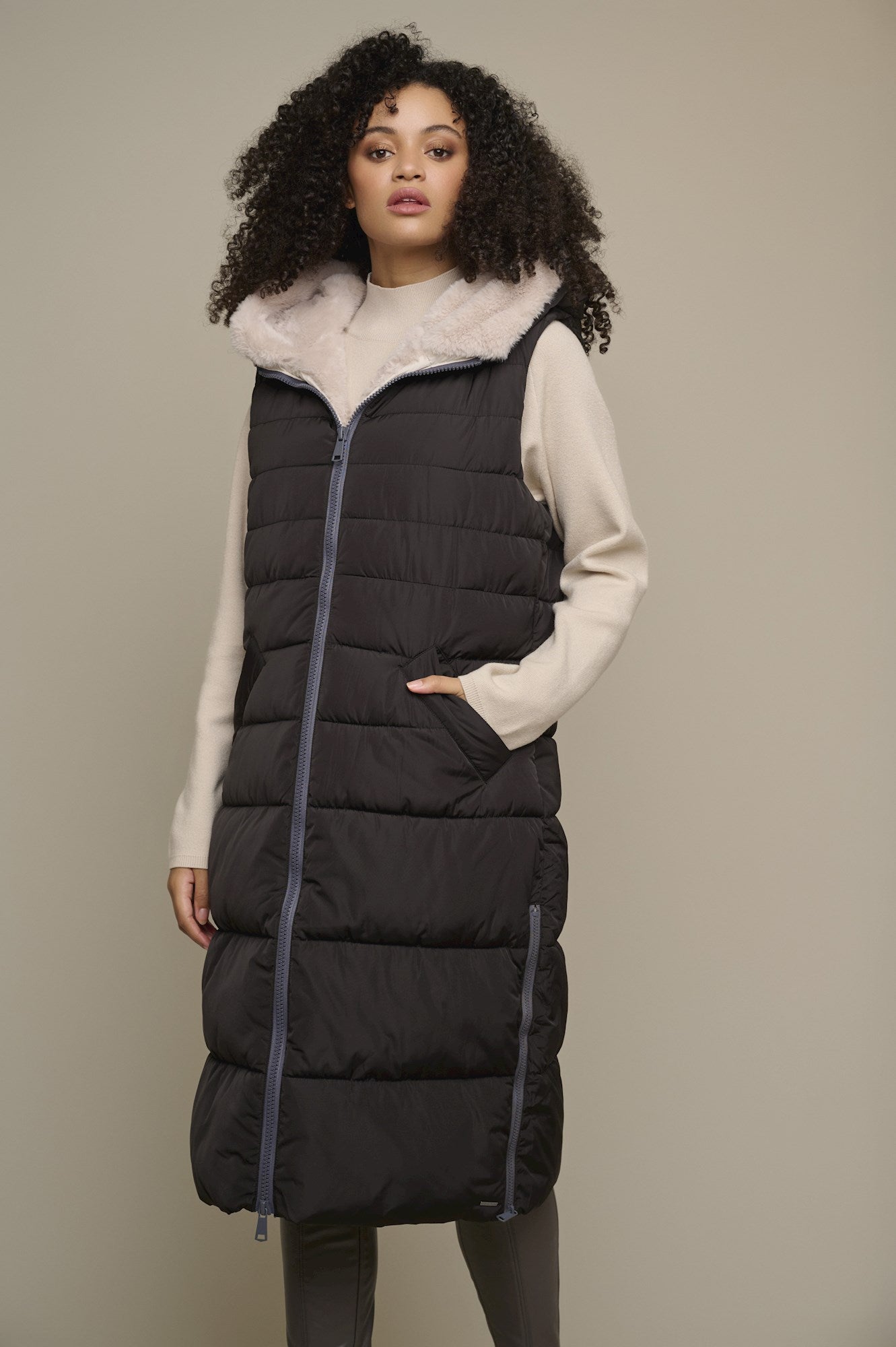 Rino & Pelle Black Longline Gilet