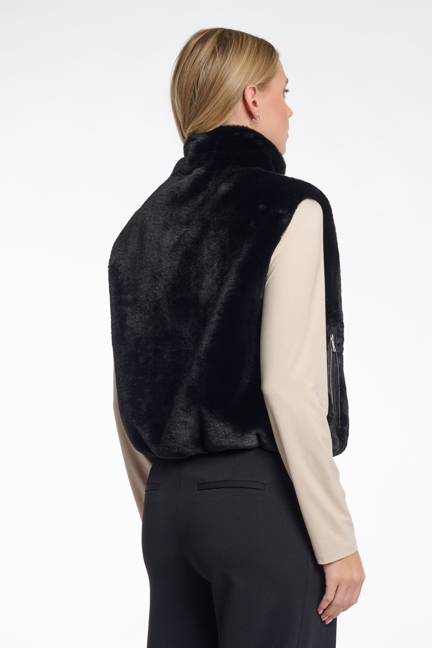 Rino & Pelle Black Zip Gilet Nikki