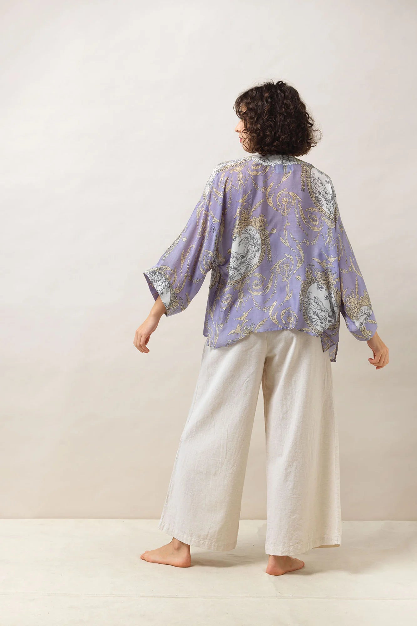 One Hundred Stars Valentine Lilac Kimono