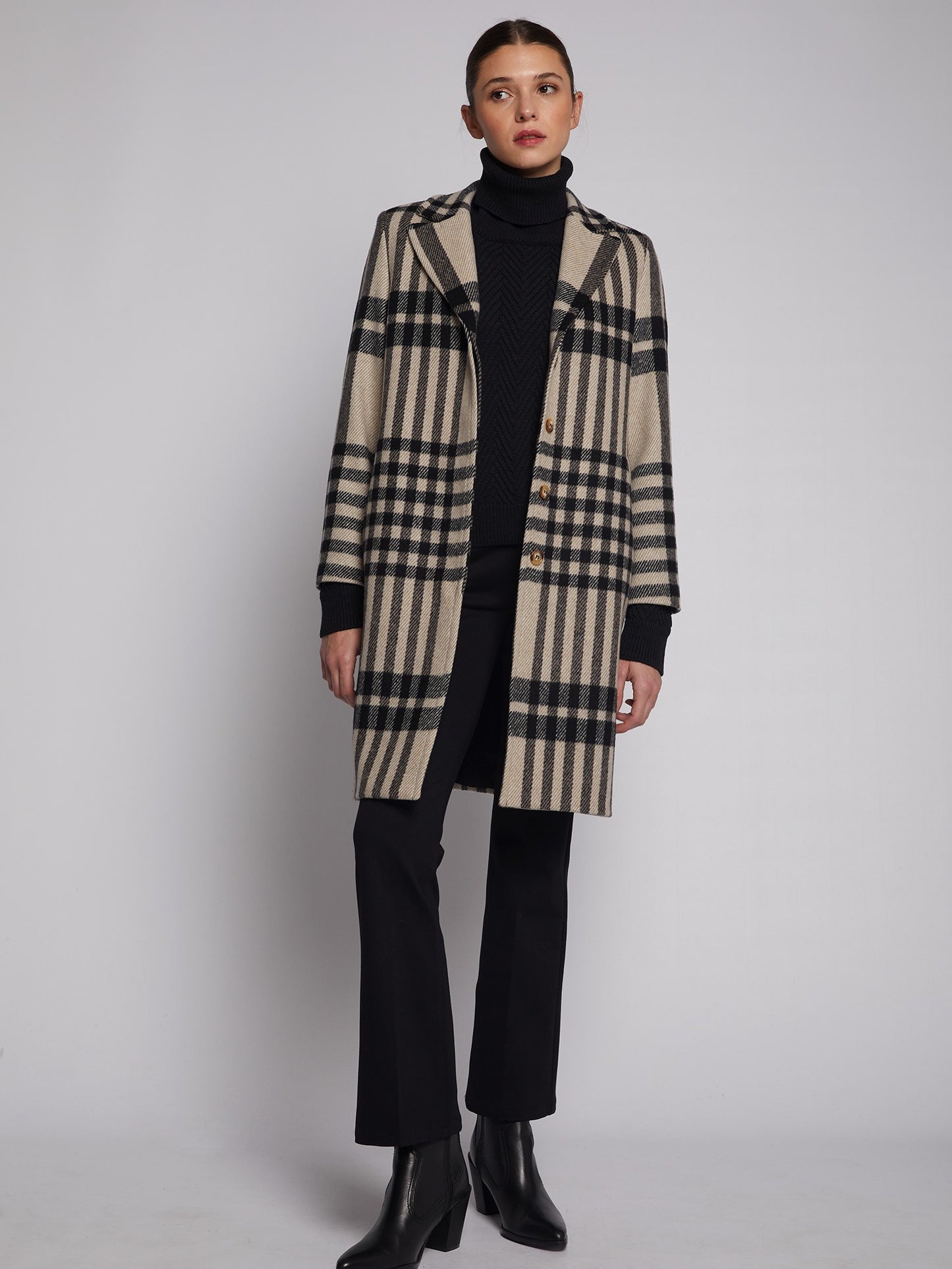 Vilagallo Check Coat