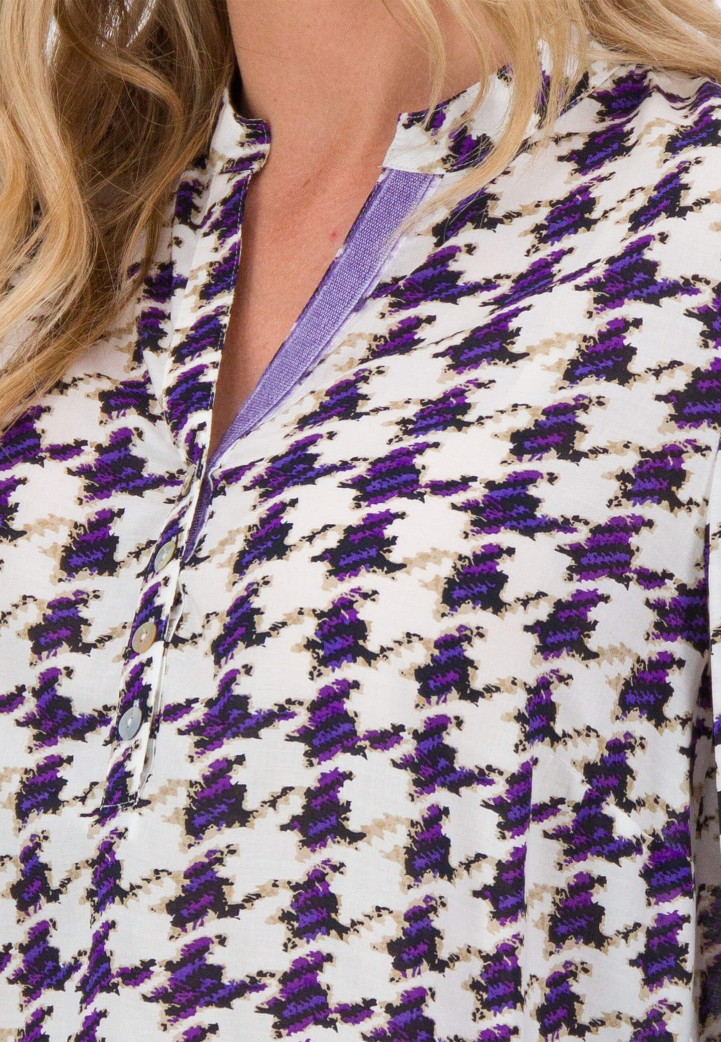 SE Just White Dogtooth Blouse