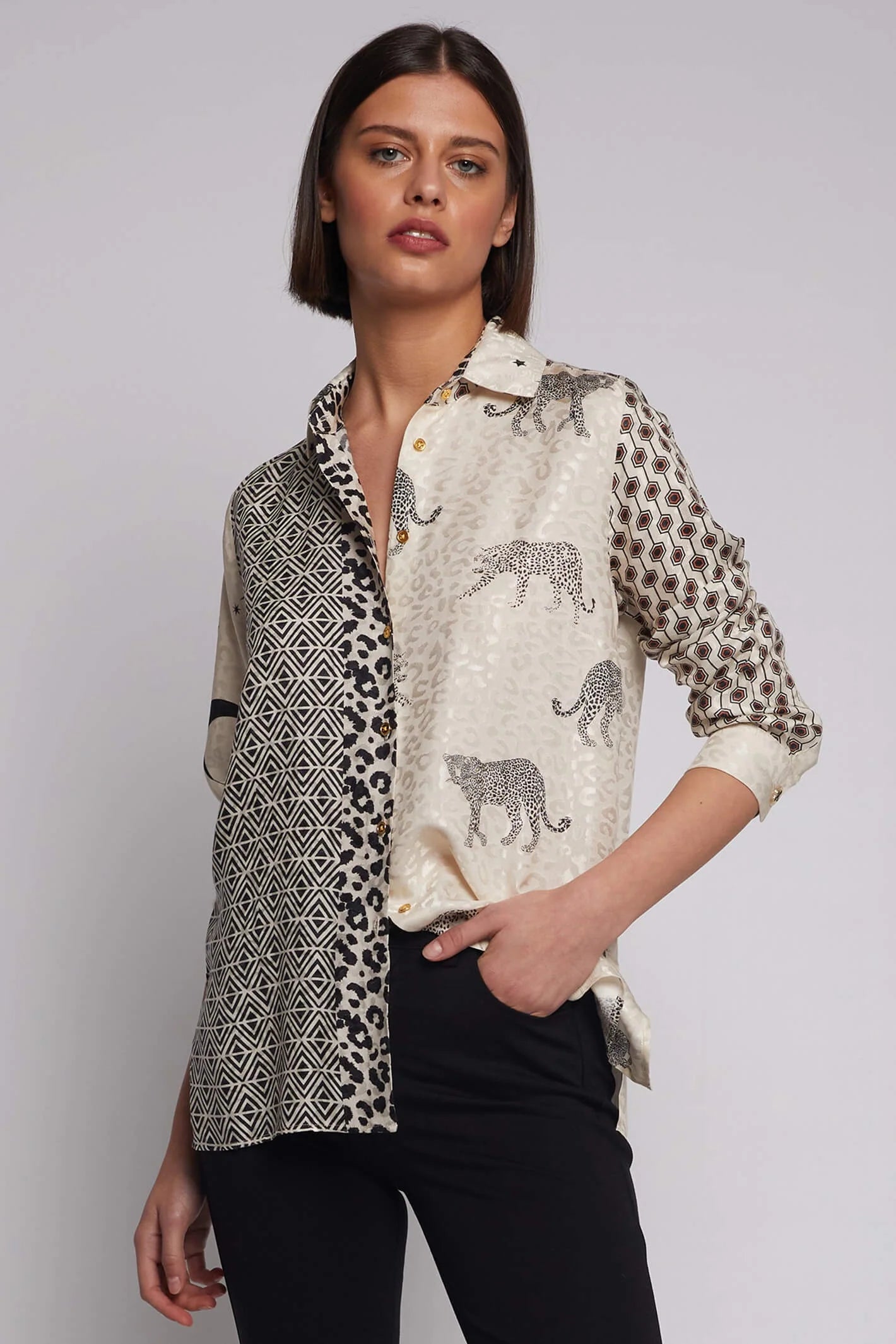 Vilagallo Animal Print Butterfly Shirt