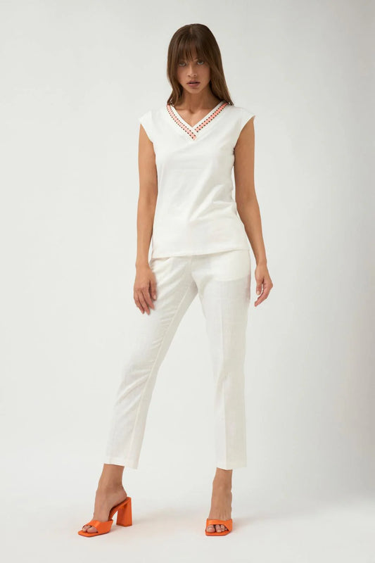 Bariloche Embroidered Detail T-Shirt Malon