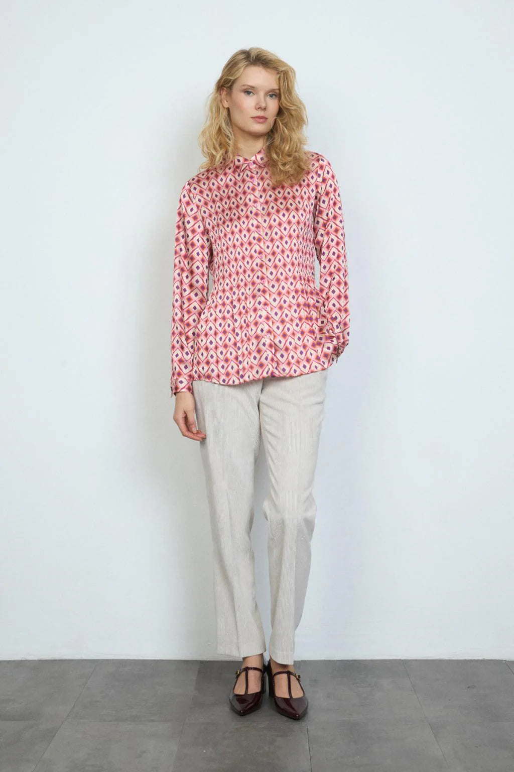 Tinta Geo Print Plisse Blouse Furia
