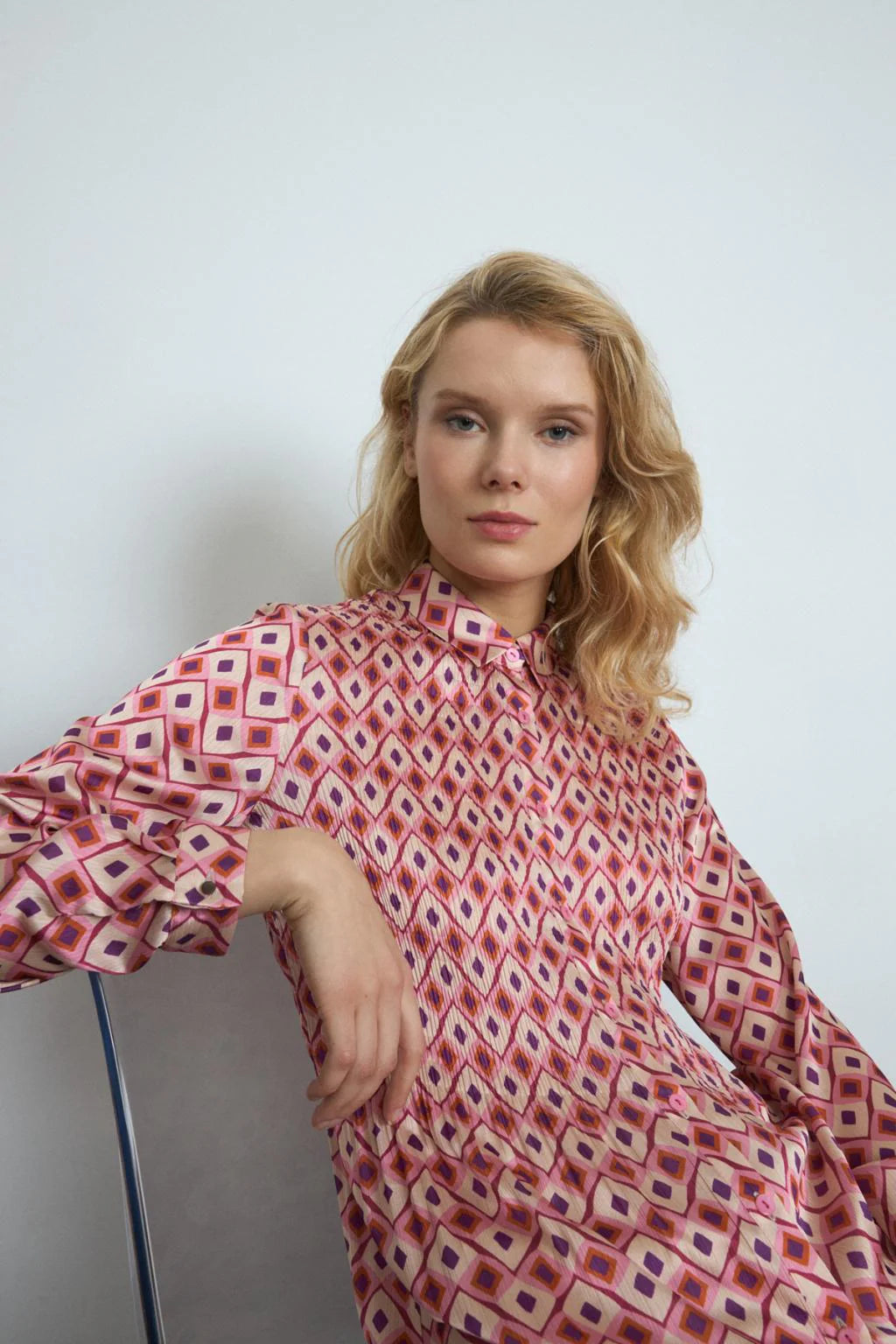 Tinta Geo Print Plisse Blouse Furia