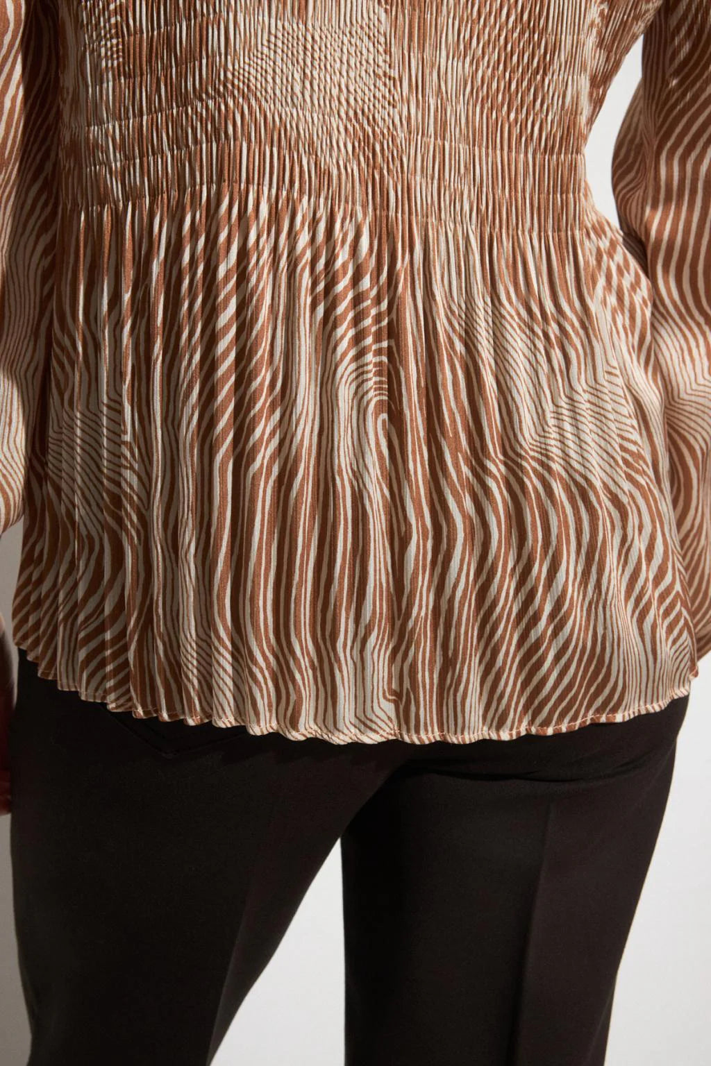 Barioche Swirl Print Plisse Blouse Suel