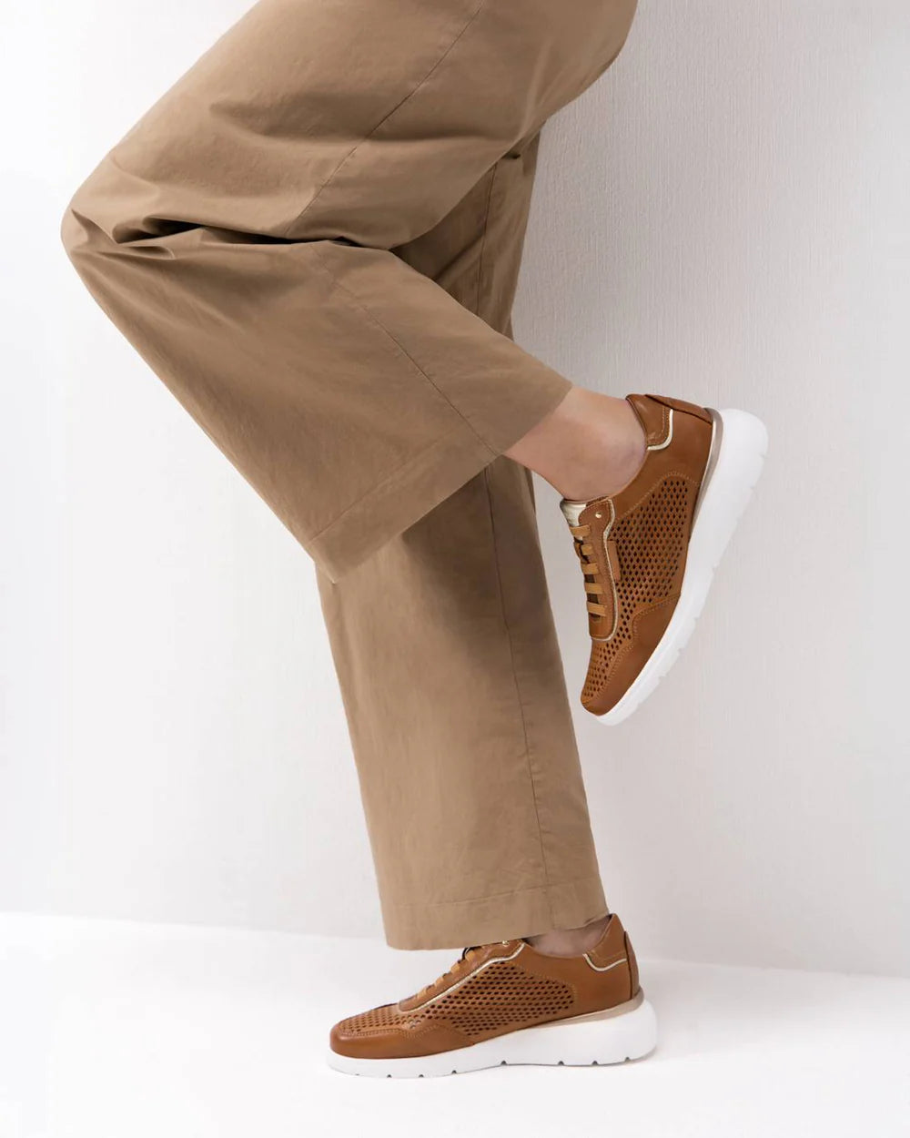 Carmela Camel Trainers 16321101
