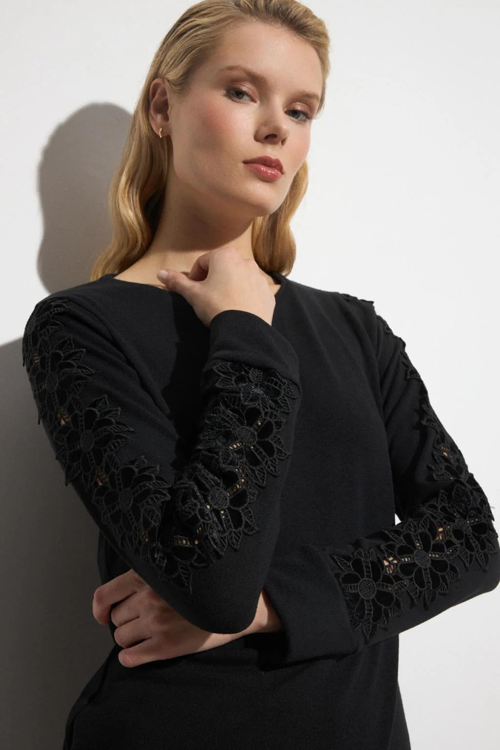 Bariloche Applique Top Fiala