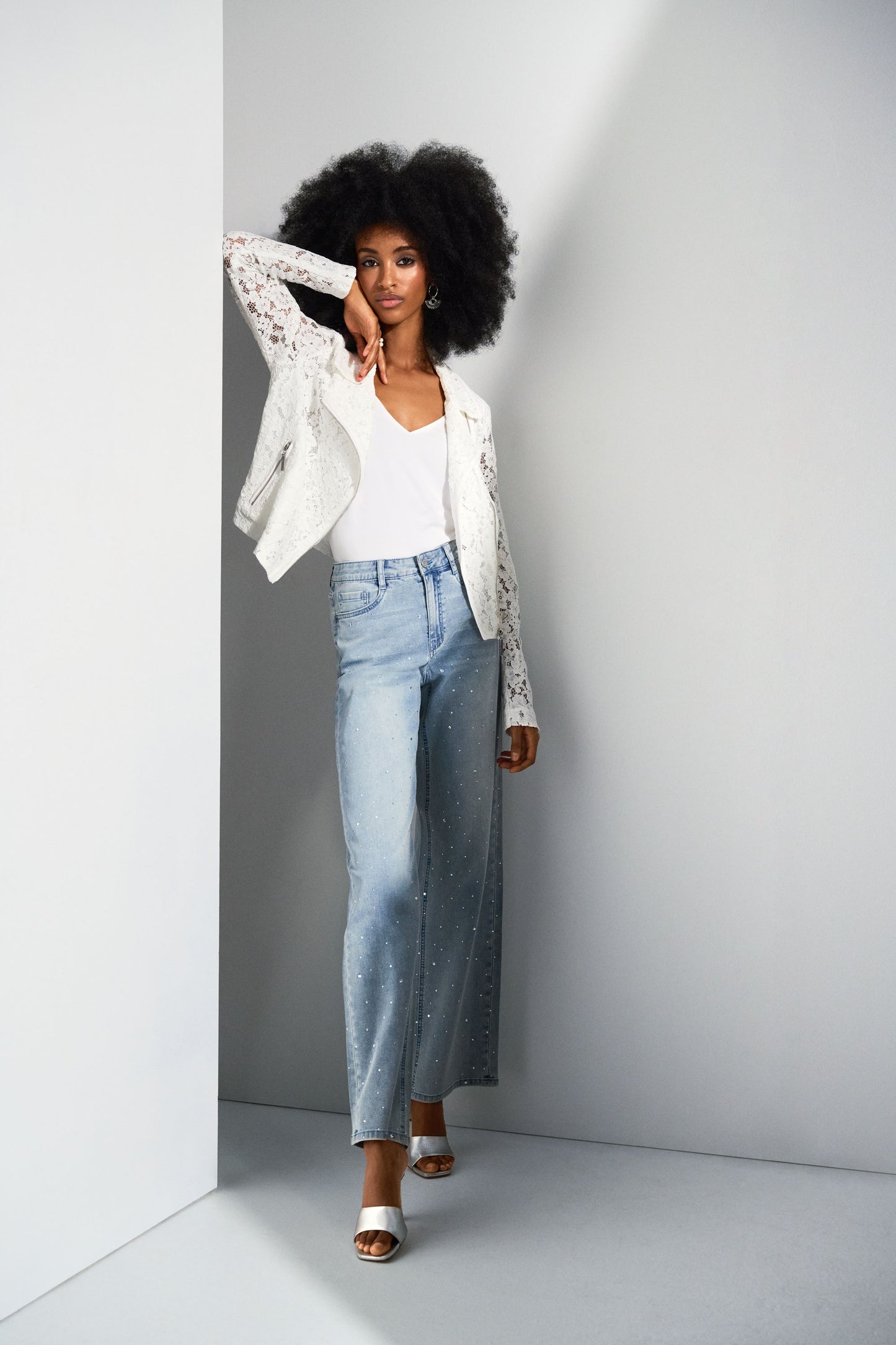 Joseph Ribkoff Straight Leg Sparkle All Around Jean Light Blue 252916