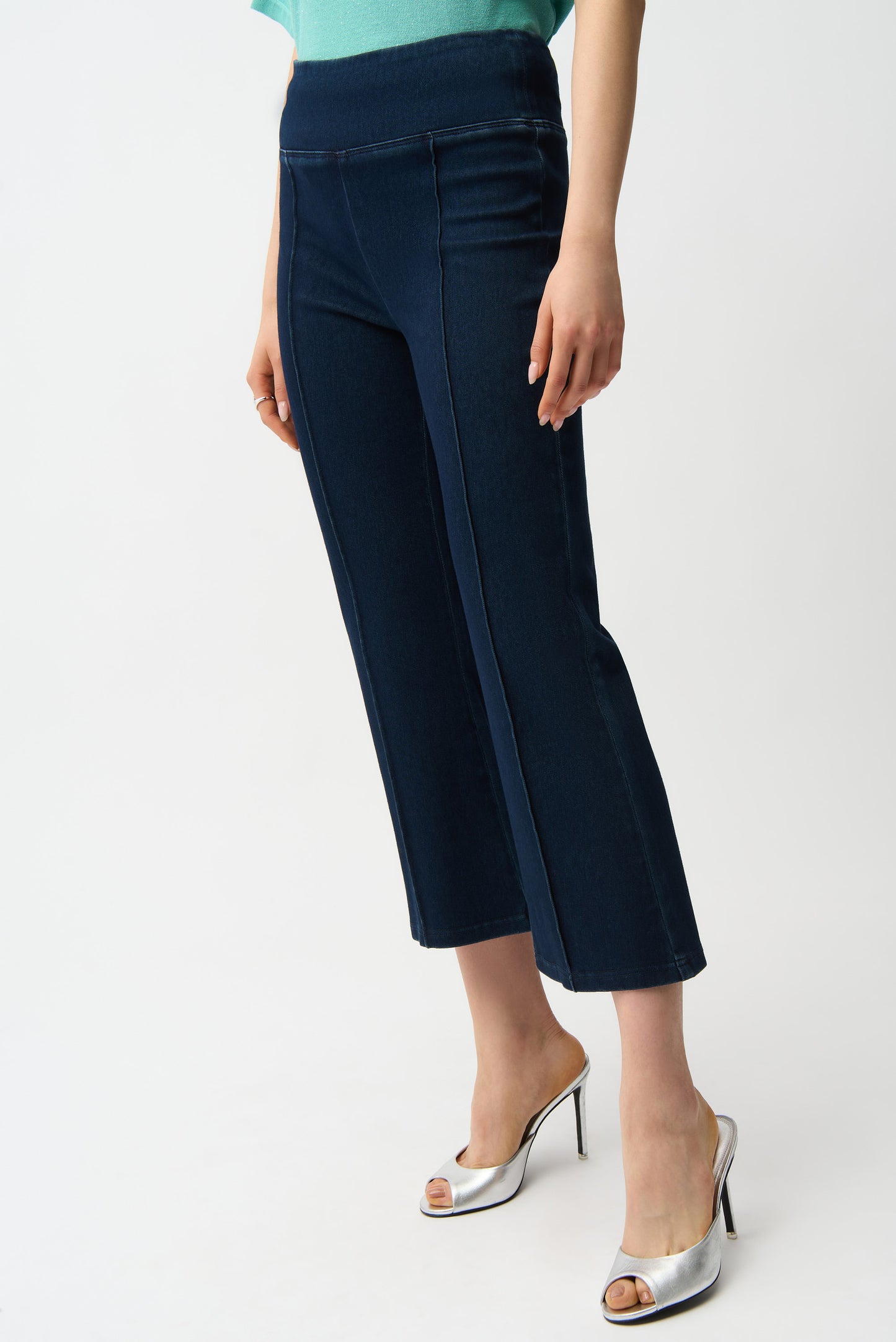 Joseph Ribkoff Crop Jean 261953