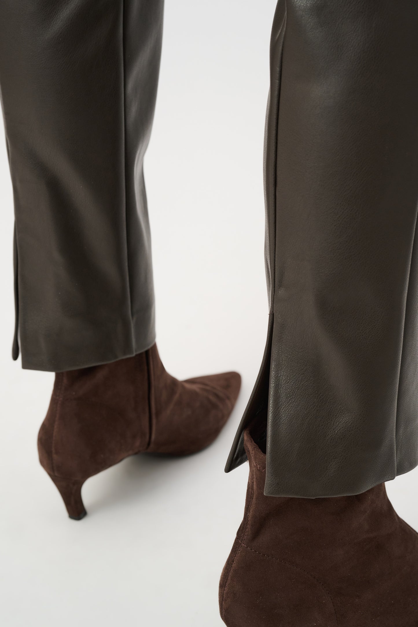 Joseph Ribkoff Choc Trousers 263232
