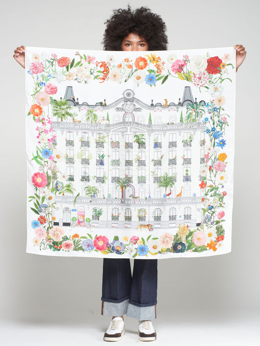 Vilagallo Large Silk Scarf 33035