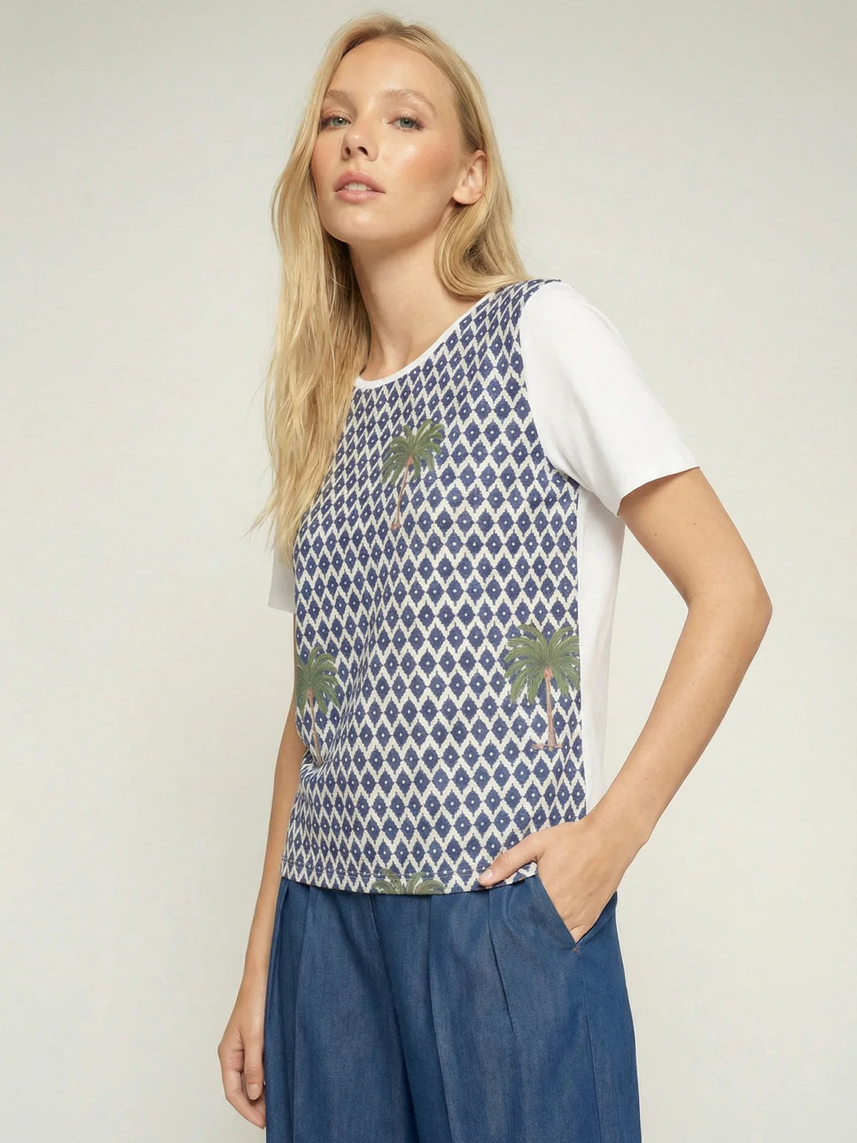 Vilagallo Palm Print T-Shirt 33230