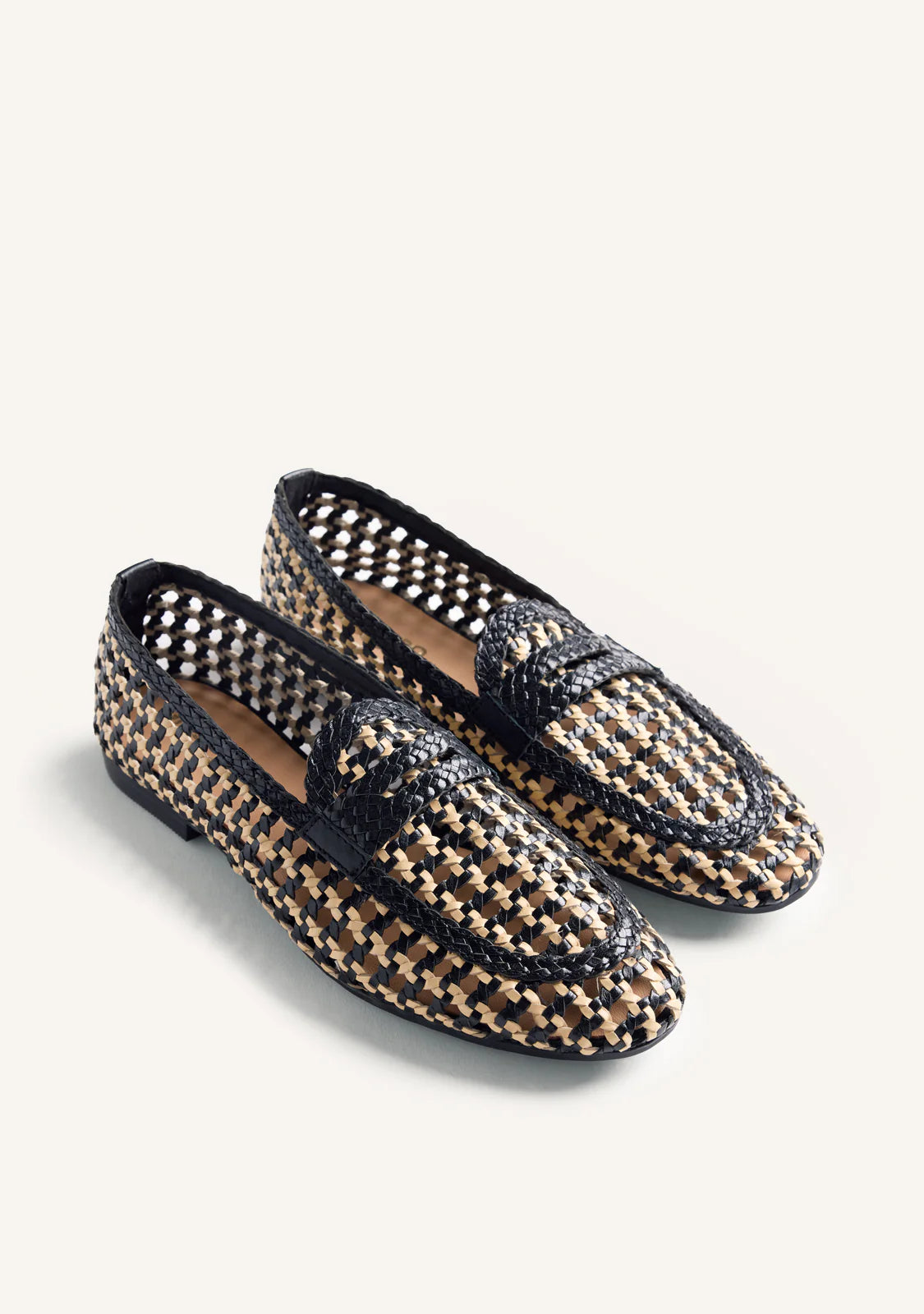 Gioseppo Rafia Woven Loafer Wabasha