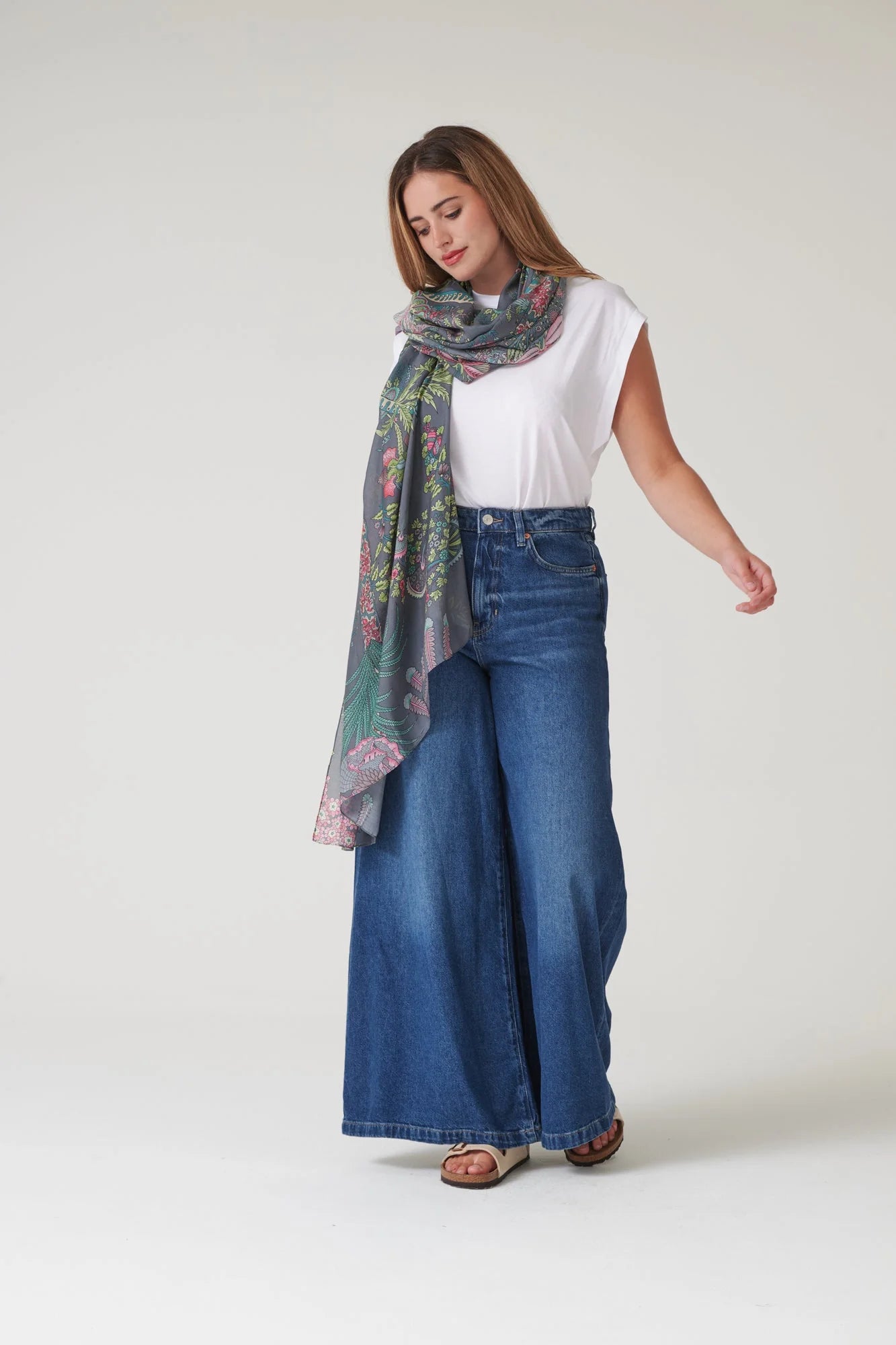 One Hundred Stars Boho Garden Grey Scarf Scabohgry