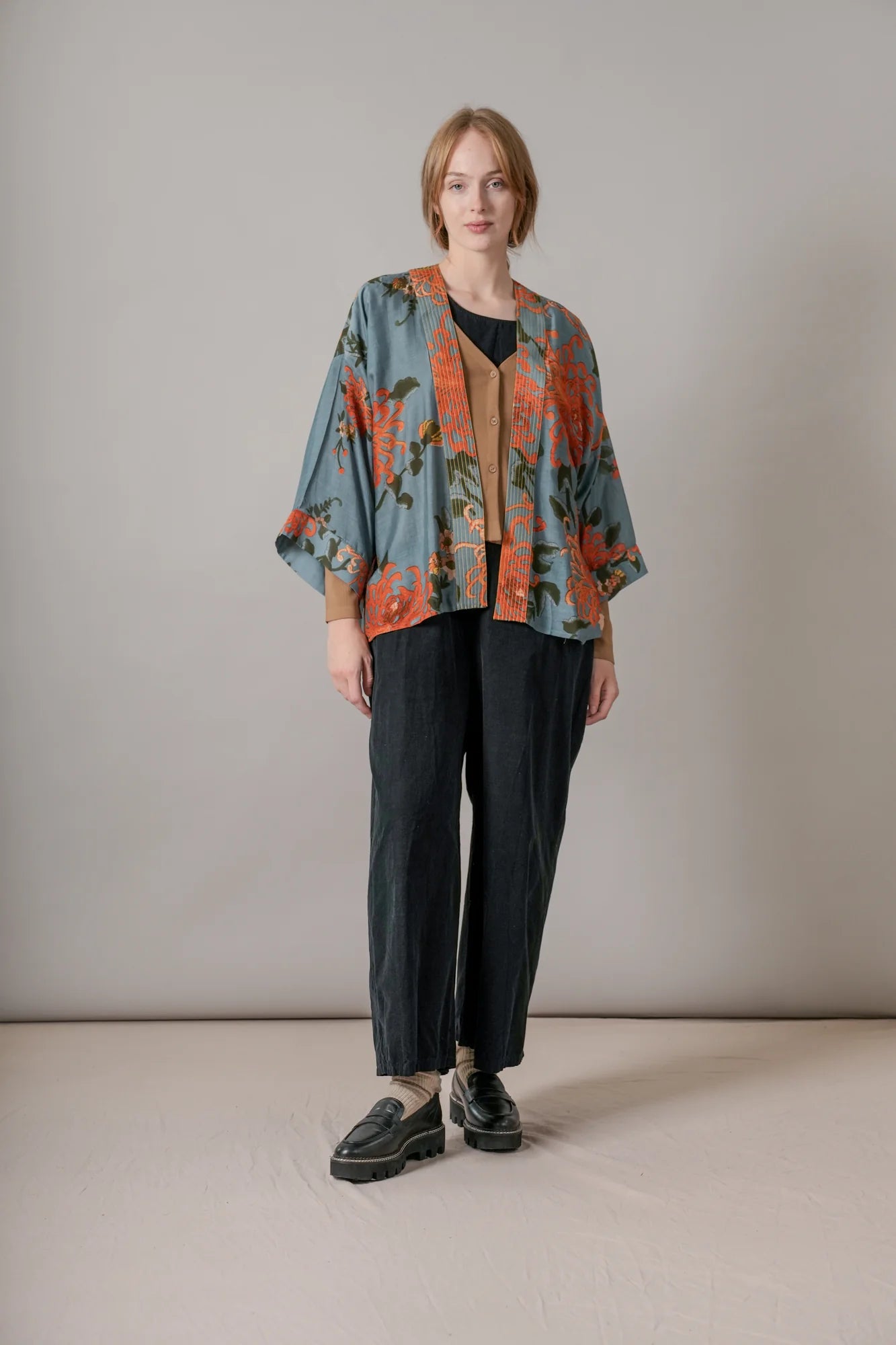 One Hundred Stars Chrysanthemum Grey Kimono KIMCHRGRY
