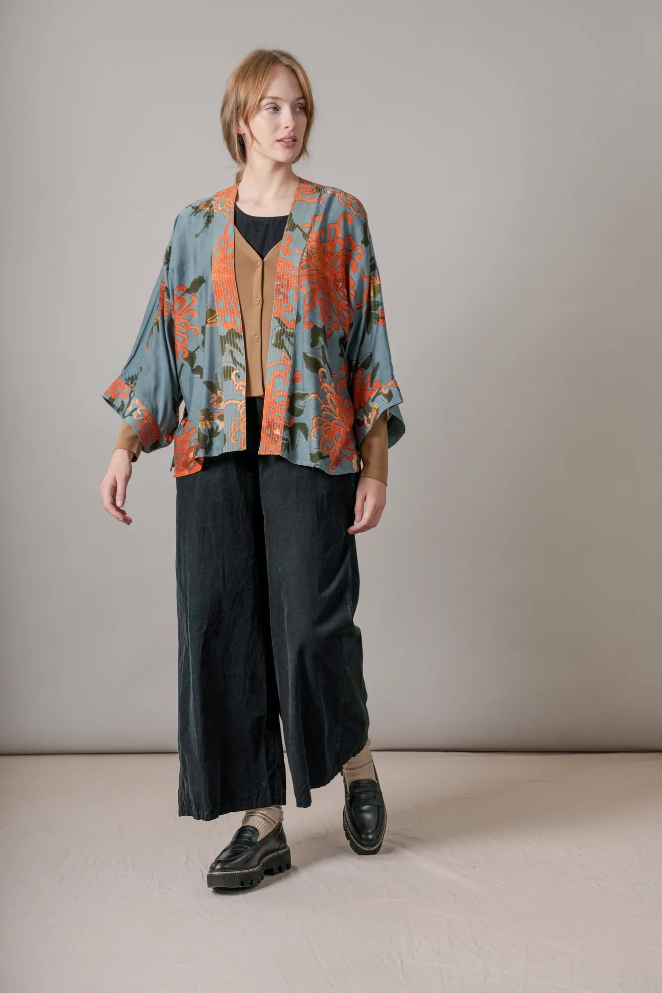 One Hundred Stars Chrysanthemum Grey Kimono KIMCHRGRY