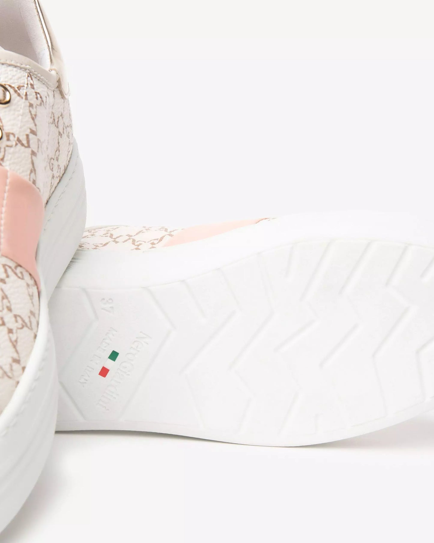 Nero Giardini Logo Print Trainer E409956
