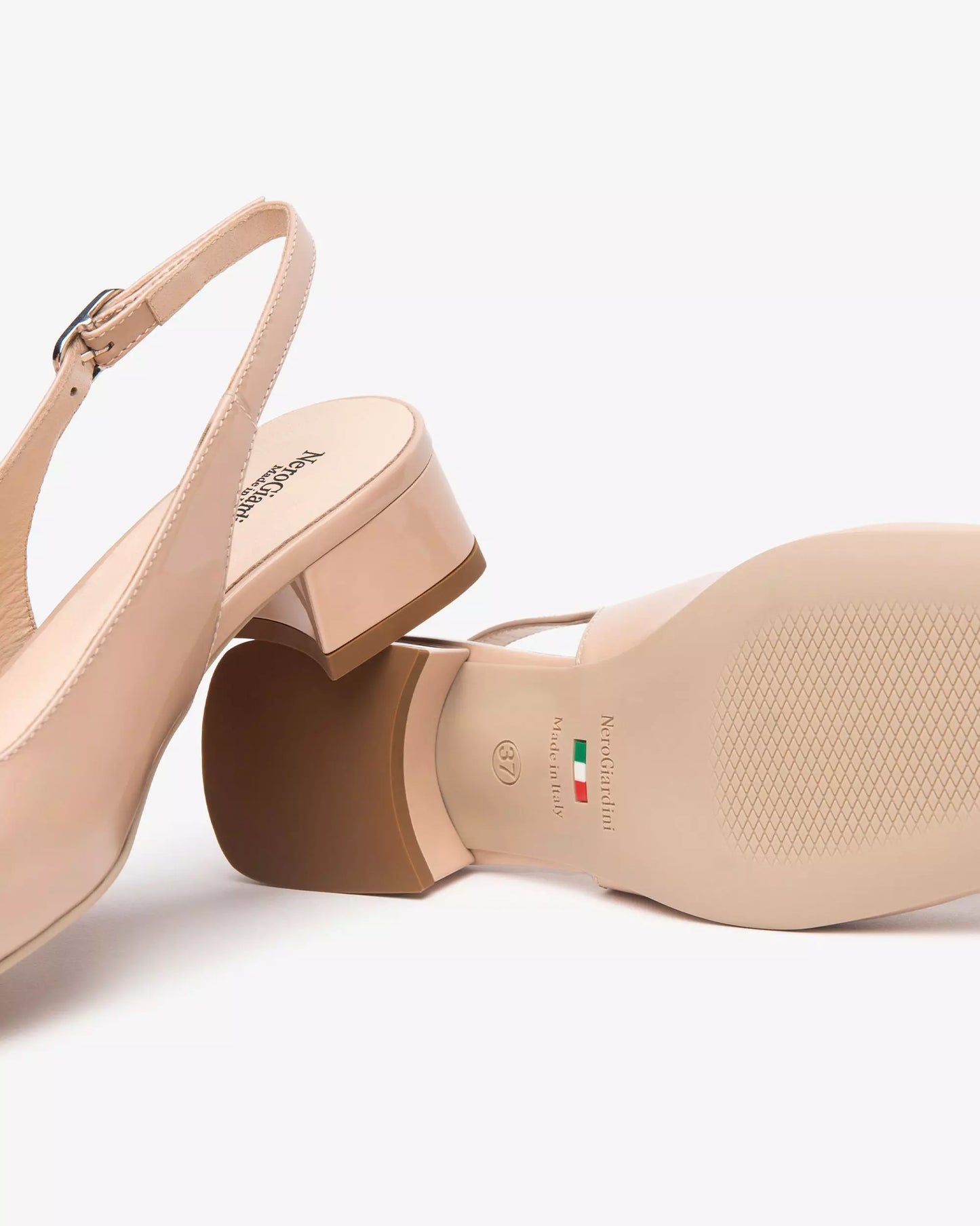 Nero Giardini Nude Patent Sling Back E512331