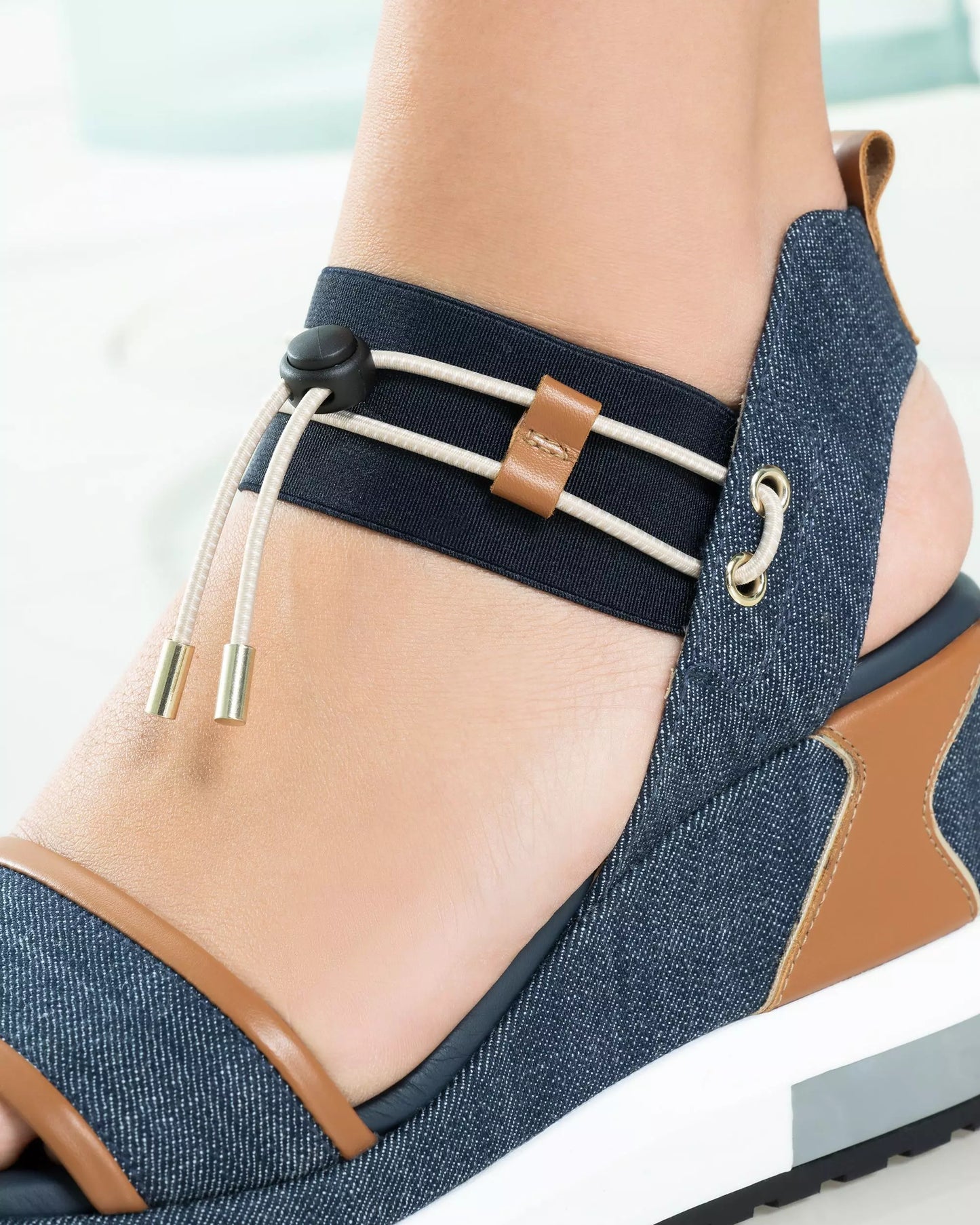 Nero Giardini Denim Sporty Wedge Sandal E513600