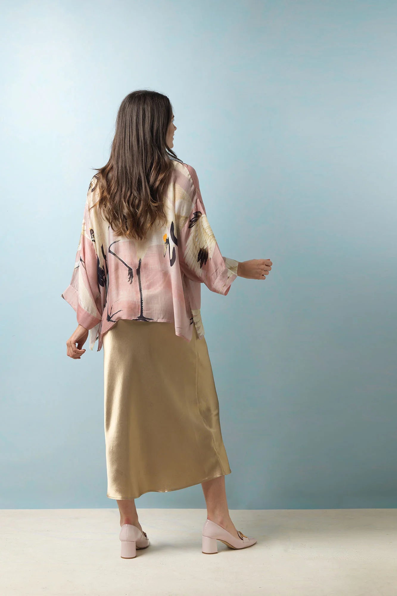 One Hundred Stars Stork Plaster Pink Kimono