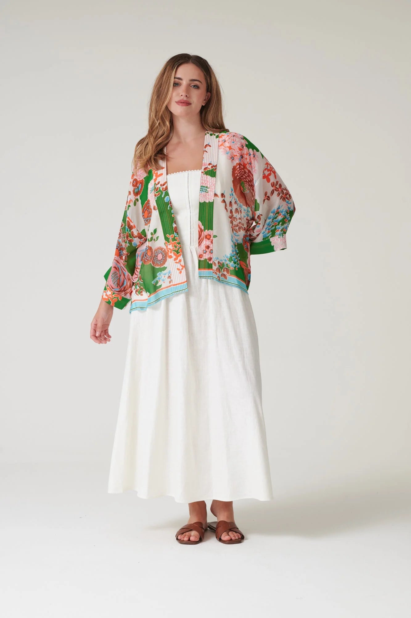 One Hundred Stars Kitsch Bouquet Green Kimono Kimkitgrn
