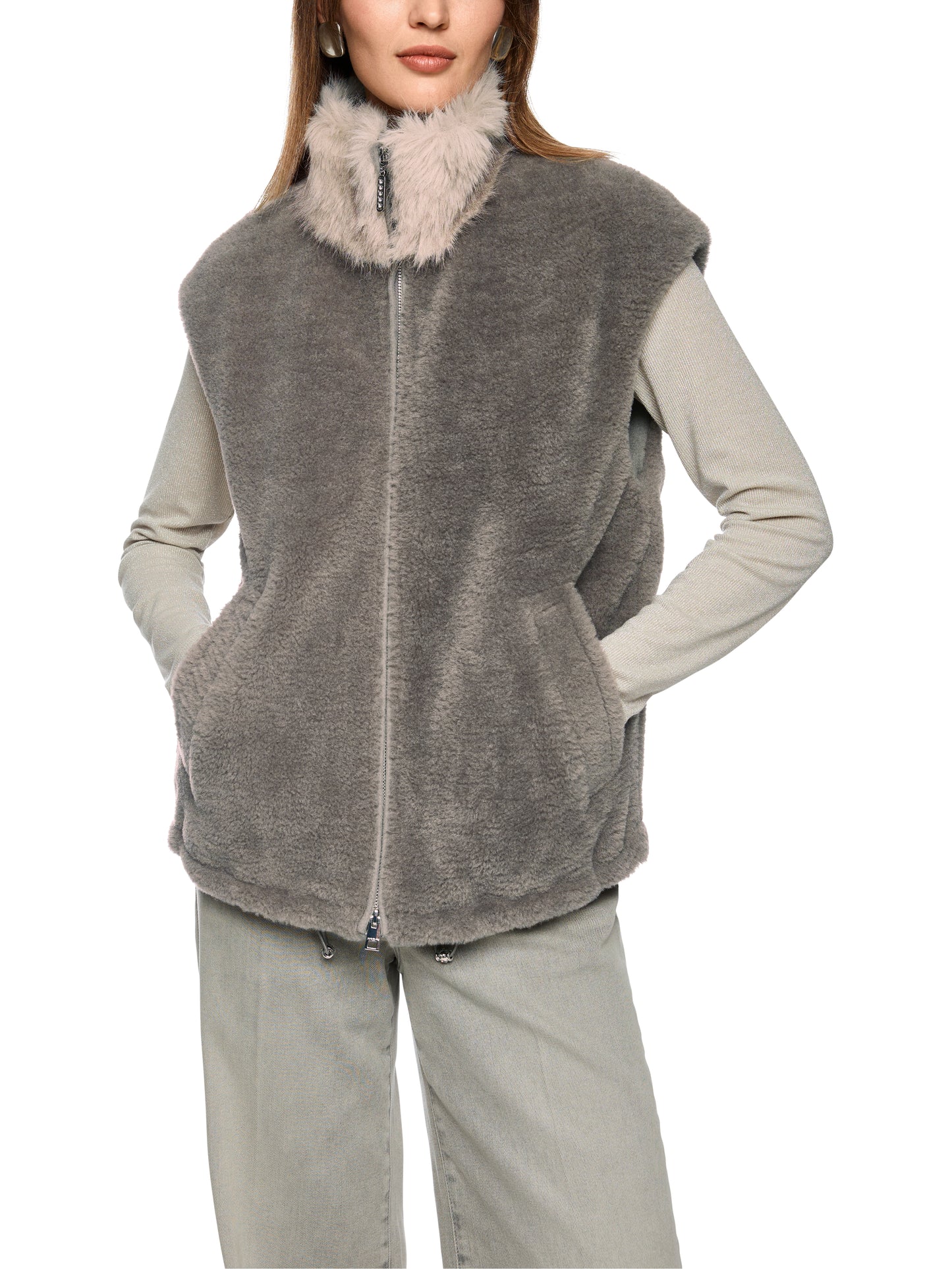 Marc Cain Fur Gilet ZC3701W63