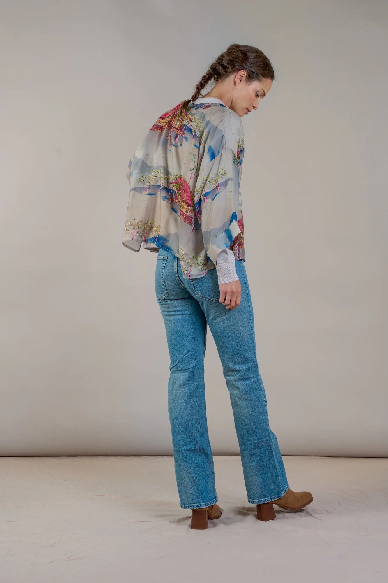One Hundred Stars Oriental Landscape Kimono in Grey