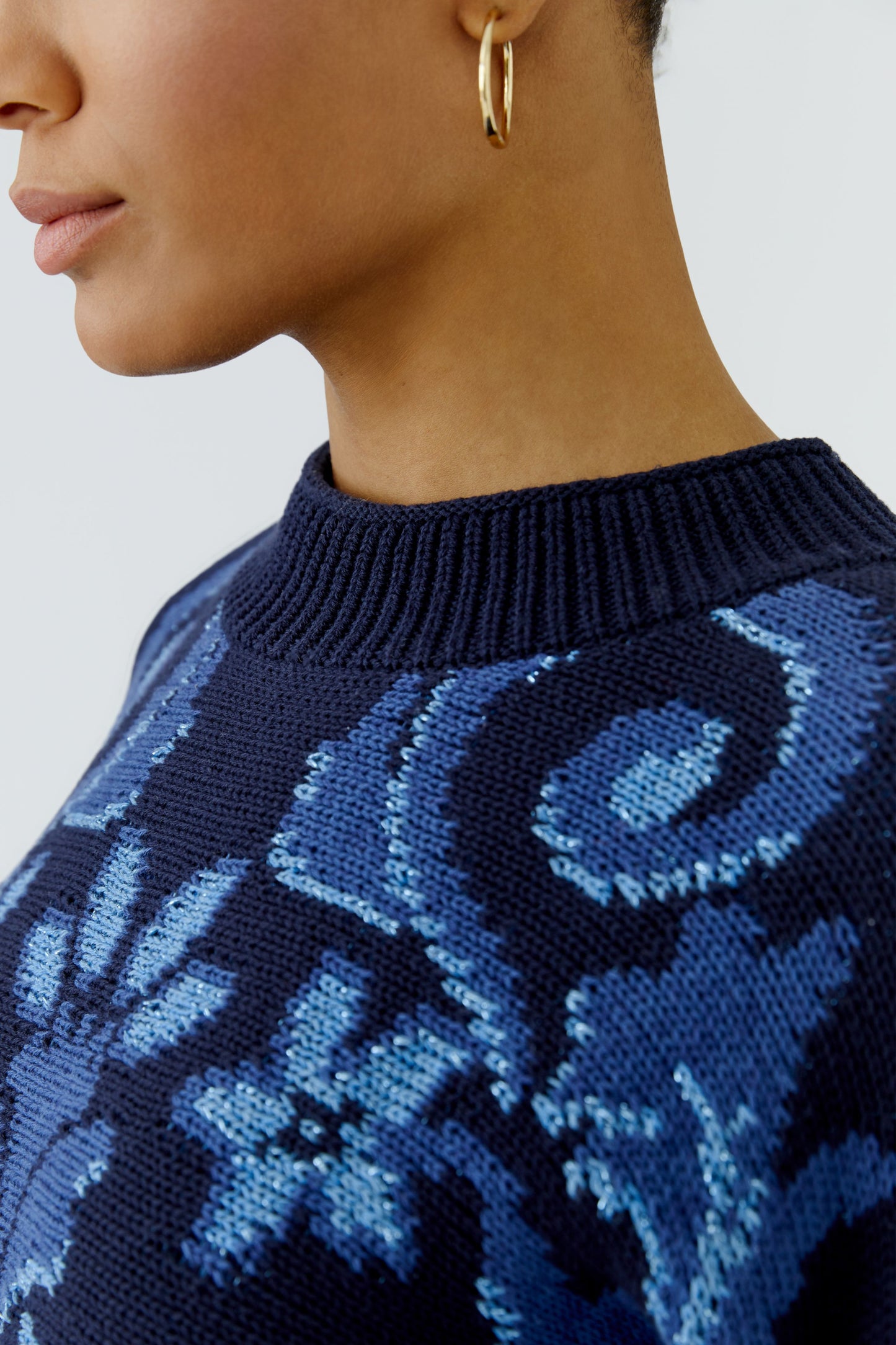 Oui Navy Paisley Sweater 98068