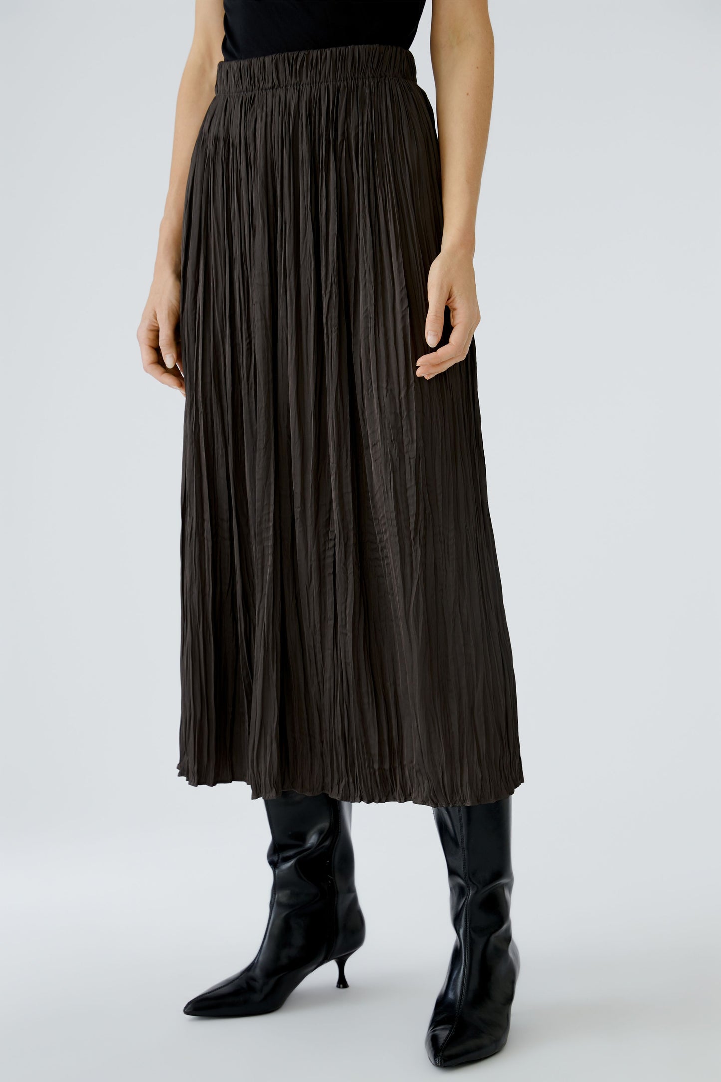 Oui Silky Plisse Skirt 88975