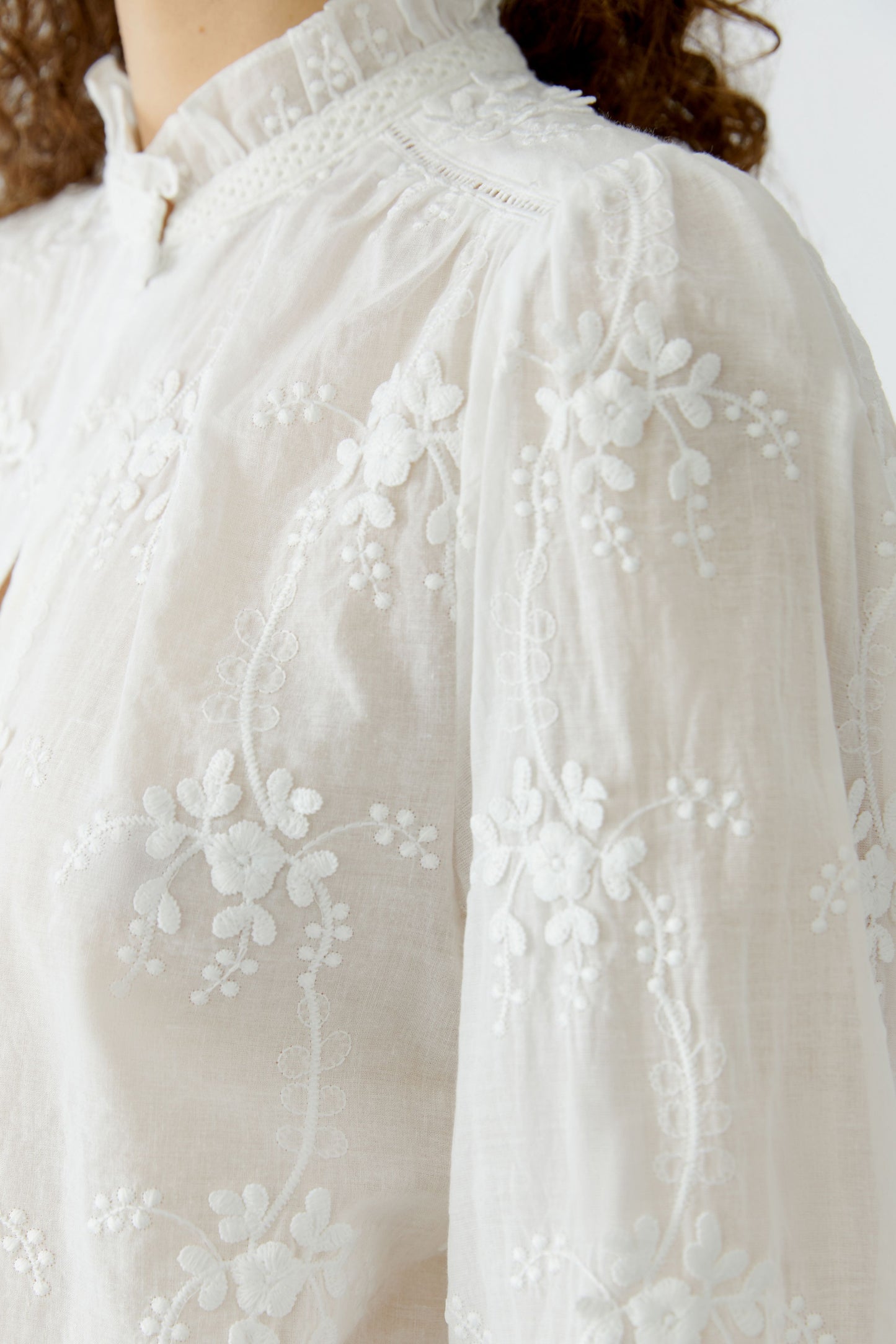 Oui Embroidered Blouse 96713