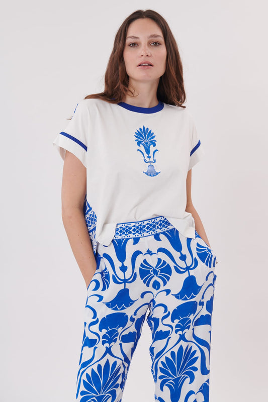 Derhy Keva royal edging & embroidered front t-shirt