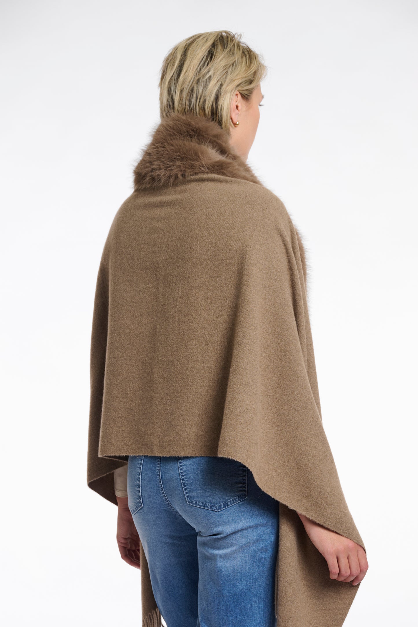 Rino & Pelle Toffee Cape Wendy