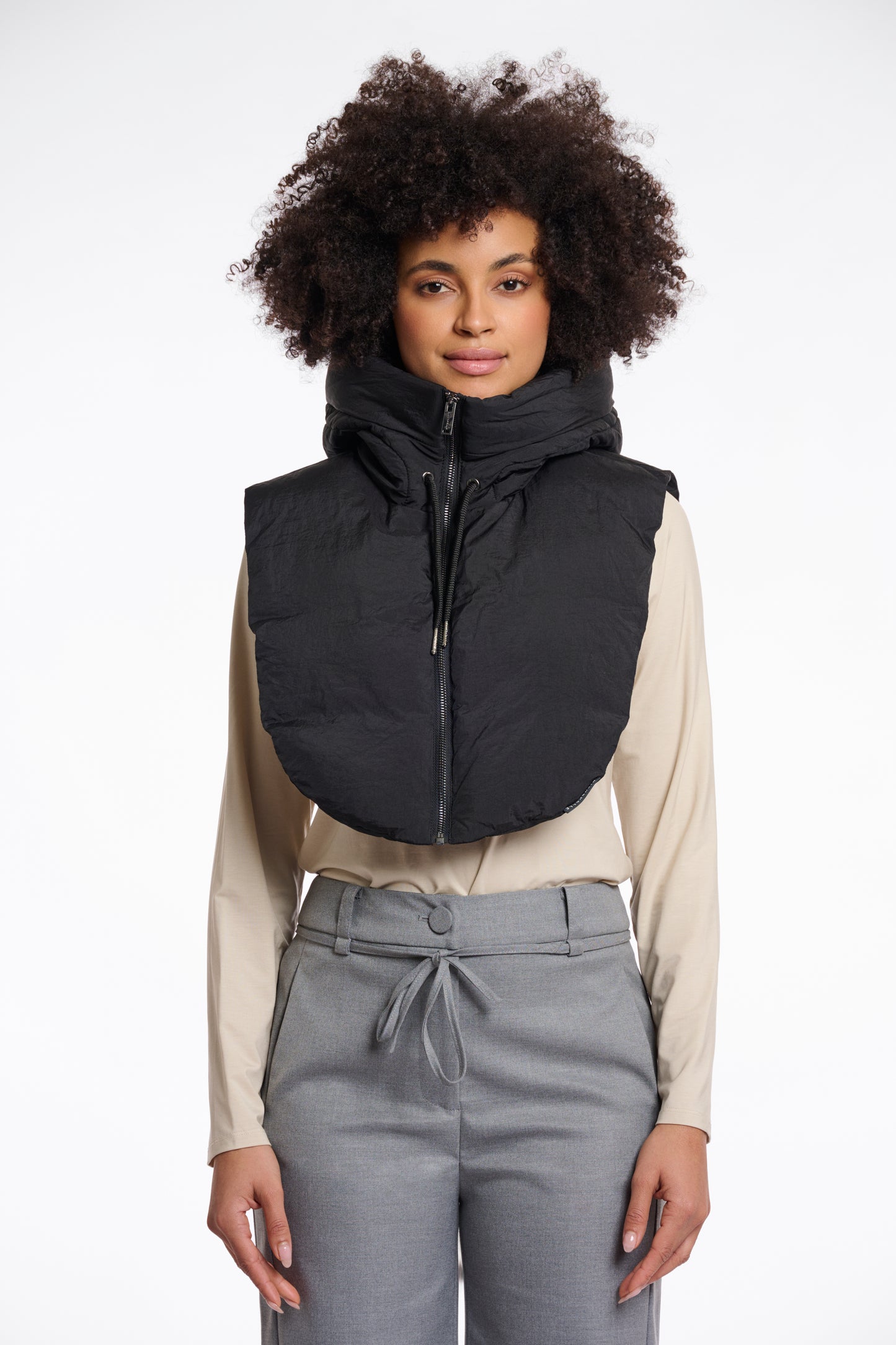 Rino & Pelle Black Insert Hood Tabita