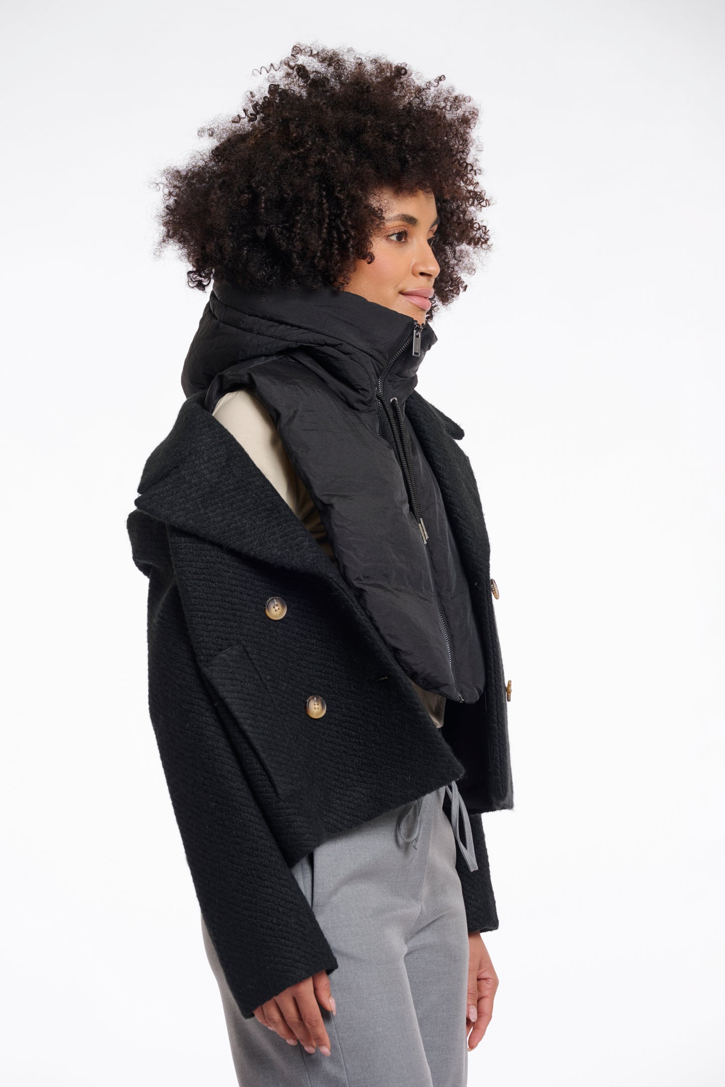 Rino & Pelle Black Insert Hood Tabita