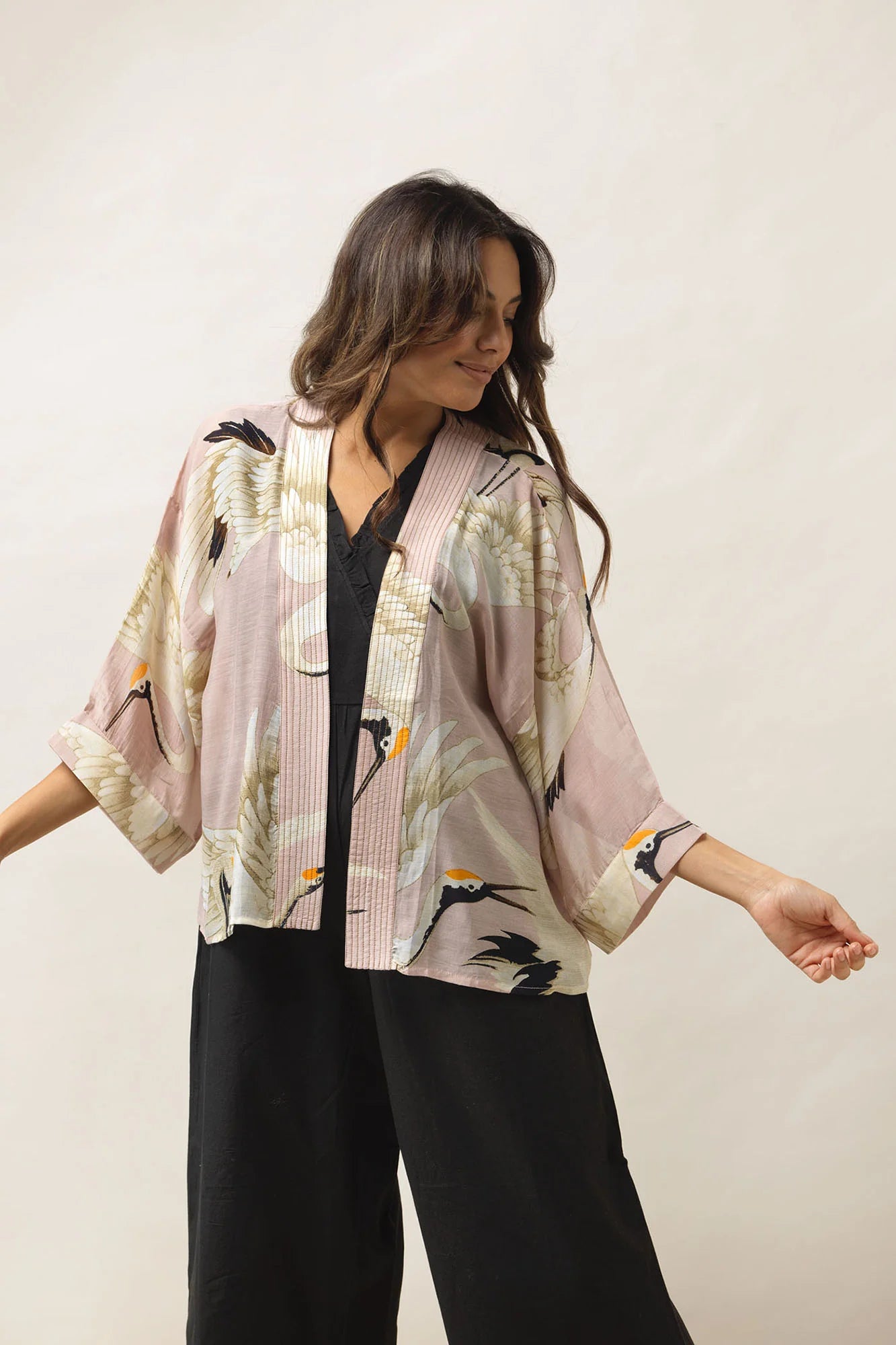 One Hundred Stars Stork Plaster Pink Kimono
