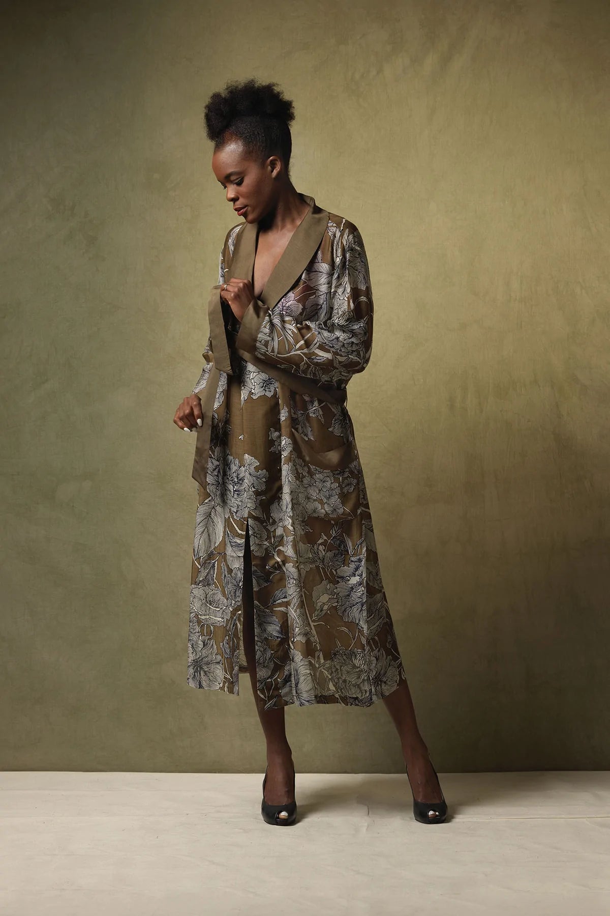 One Hundred Stars Kew Etched Floral Gown
